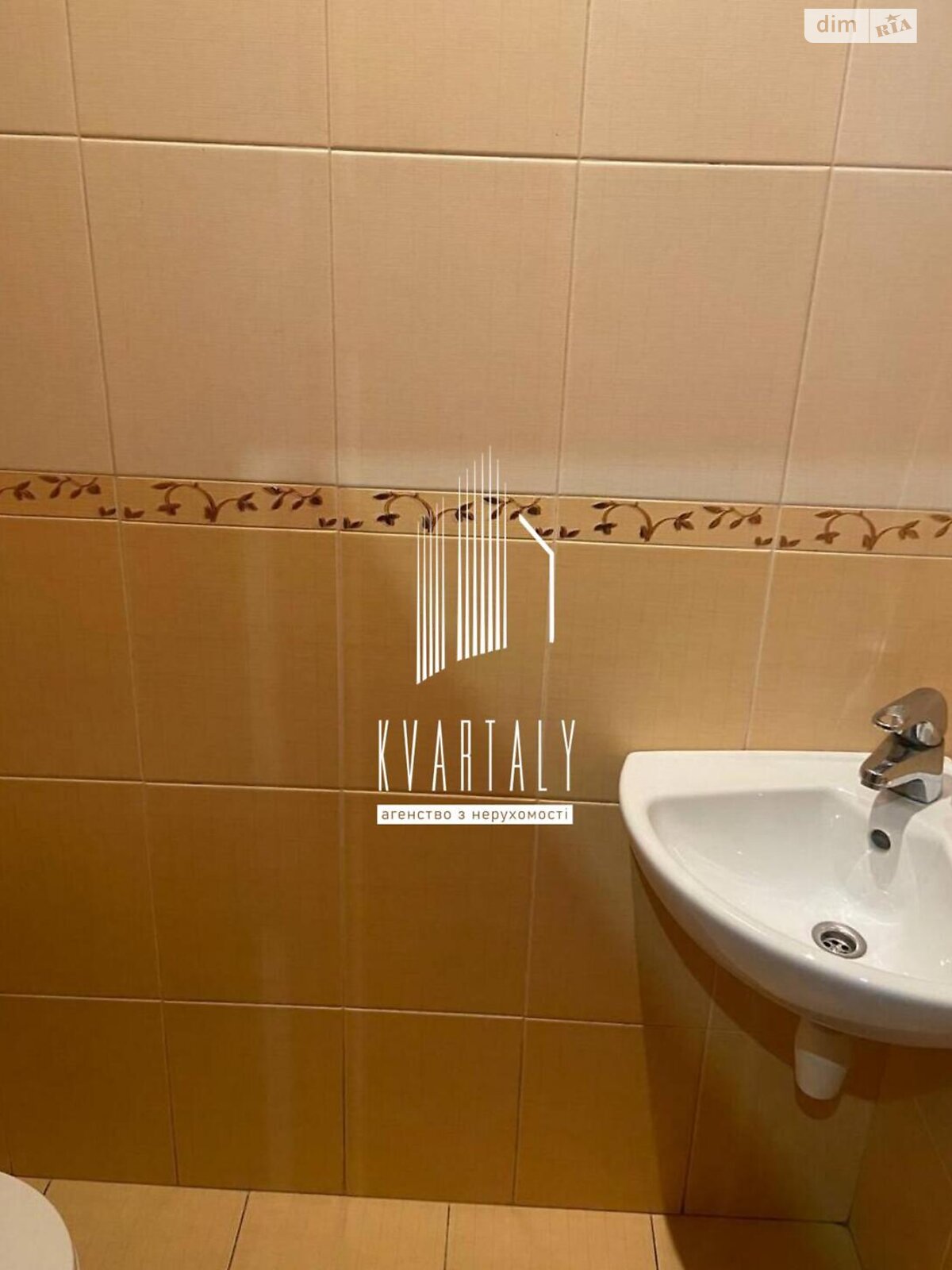 Продаж трикімнатної квартири в Києві, на вул. Урлівська 16/37, район Позняки фото 1 Продаж трикімнатної квартири в Києві, на вул. Урлівська 16/37, район Позняки фото 1