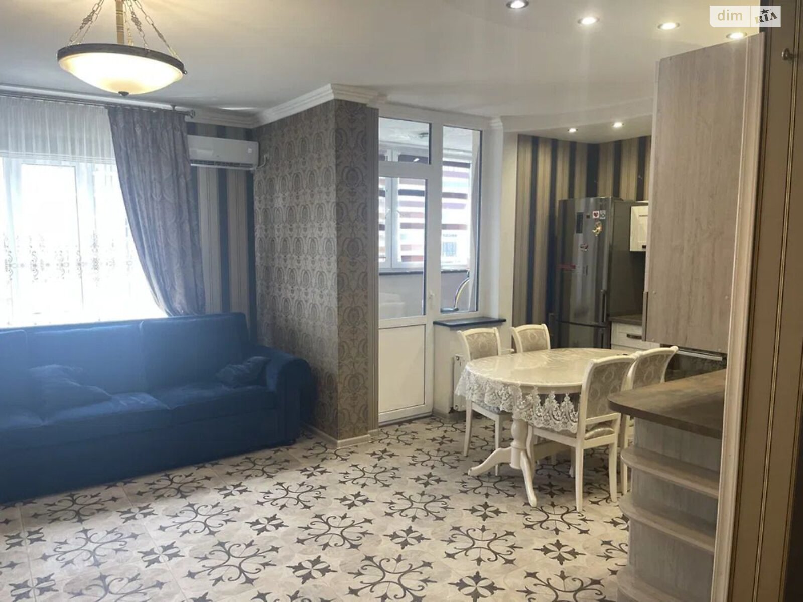 Продажа трехкомнатной квартиры в Киеве, на ул. Урловская 23В, район Позняки фото 1 Продажа трехкомнатной квартиры в Киеве, на ул. Урловская 23В, район Позняки фото 1