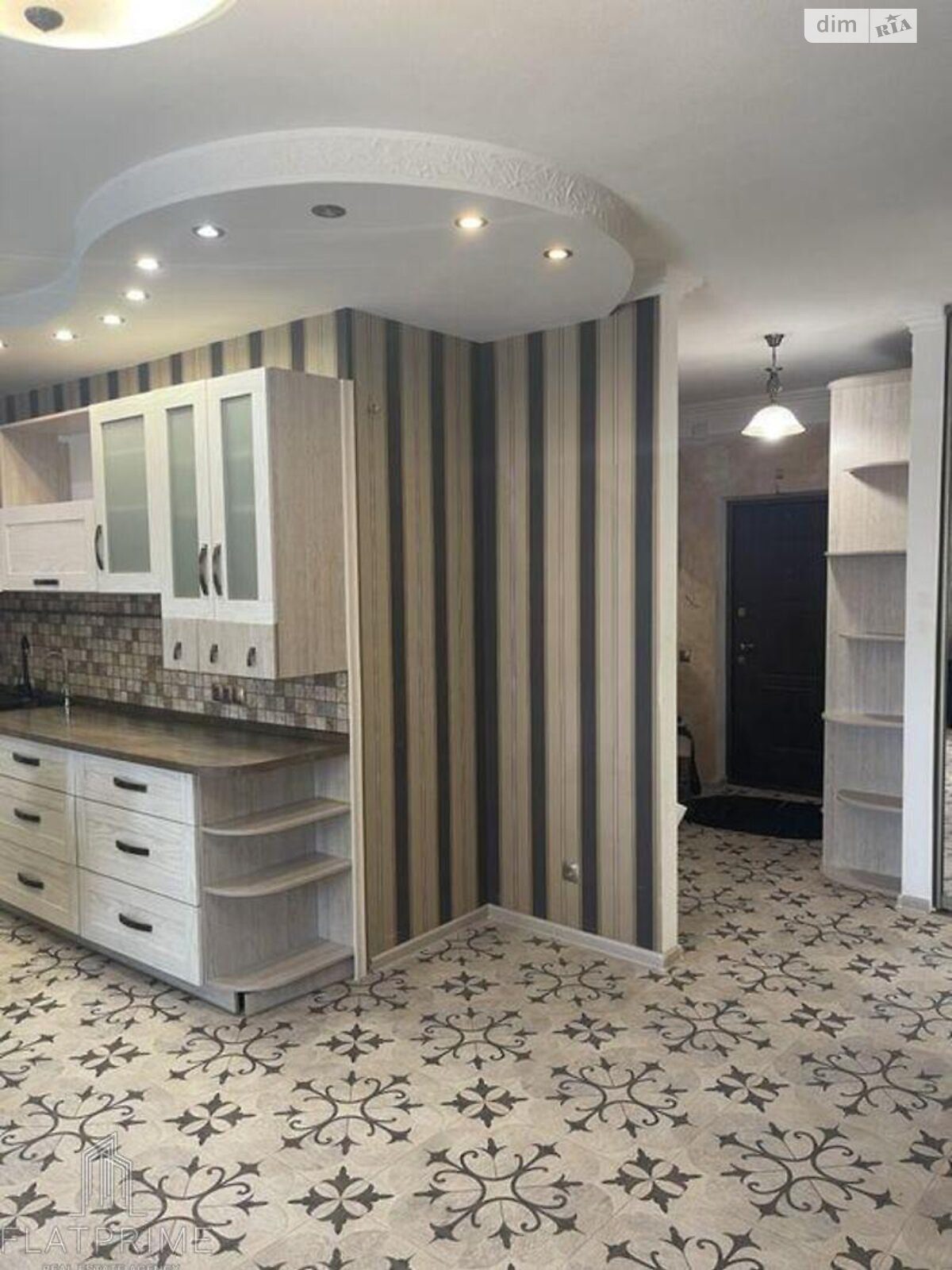 Продажа трехкомнатной квартиры в Киеве, на ул. Урловская 23В, район Позняки фото 1 Продажа трехкомнатной квартиры в Киеве, на ул. Урловская 23В, район Позняки фото 1