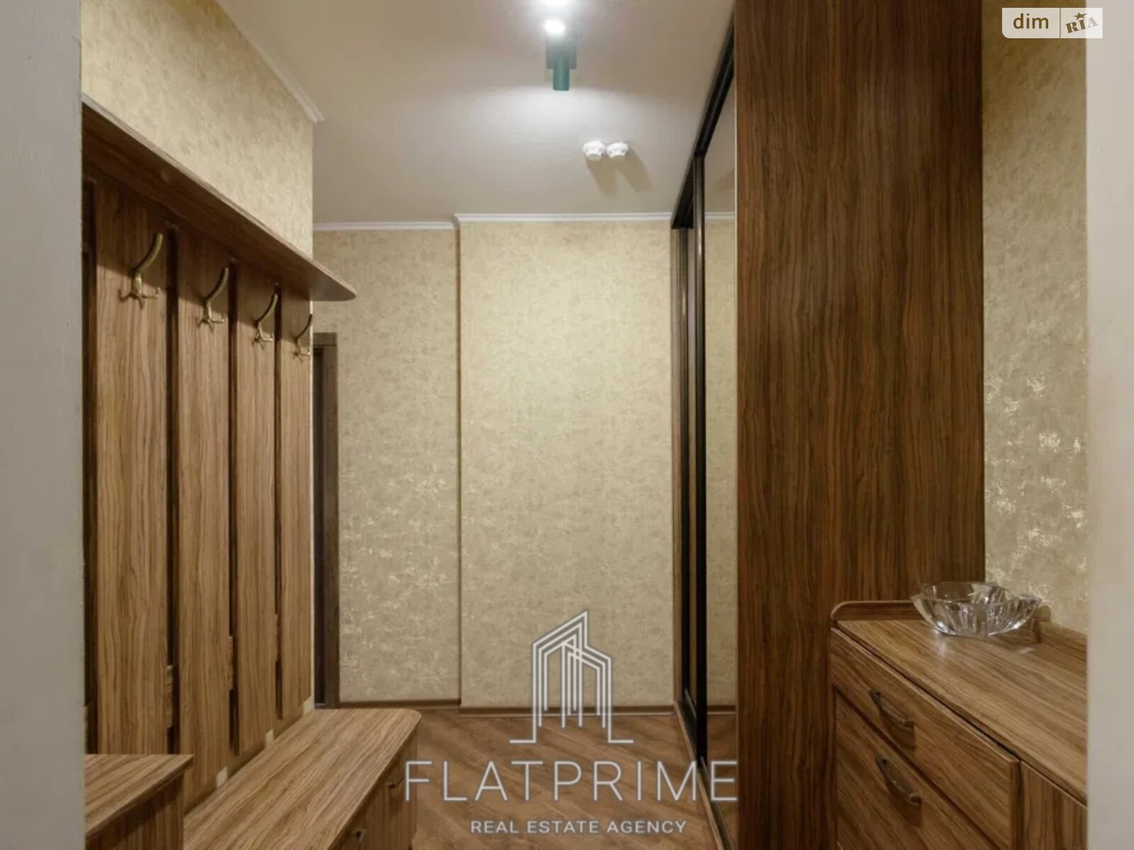 Продаж двокімнатної квартири в Києві, на вул. Урлівська 23А, район Позняки фото 1 Продаж двокімнатної квартири в Києві, на вул. Урлівська 23А, район Позняки фото 1