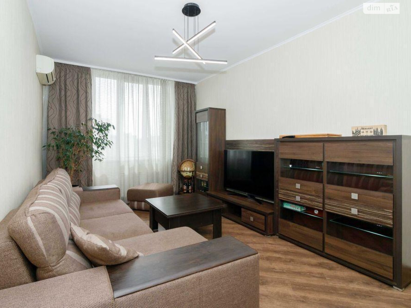 Продажа двухкомнатной квартиры в Киеве, на ул. Урловская 23А, район Позняки фото 1 Продажа двухкомнатной квартиры в Киеве, на ул. Урловская 23А, район Позняки фото 1