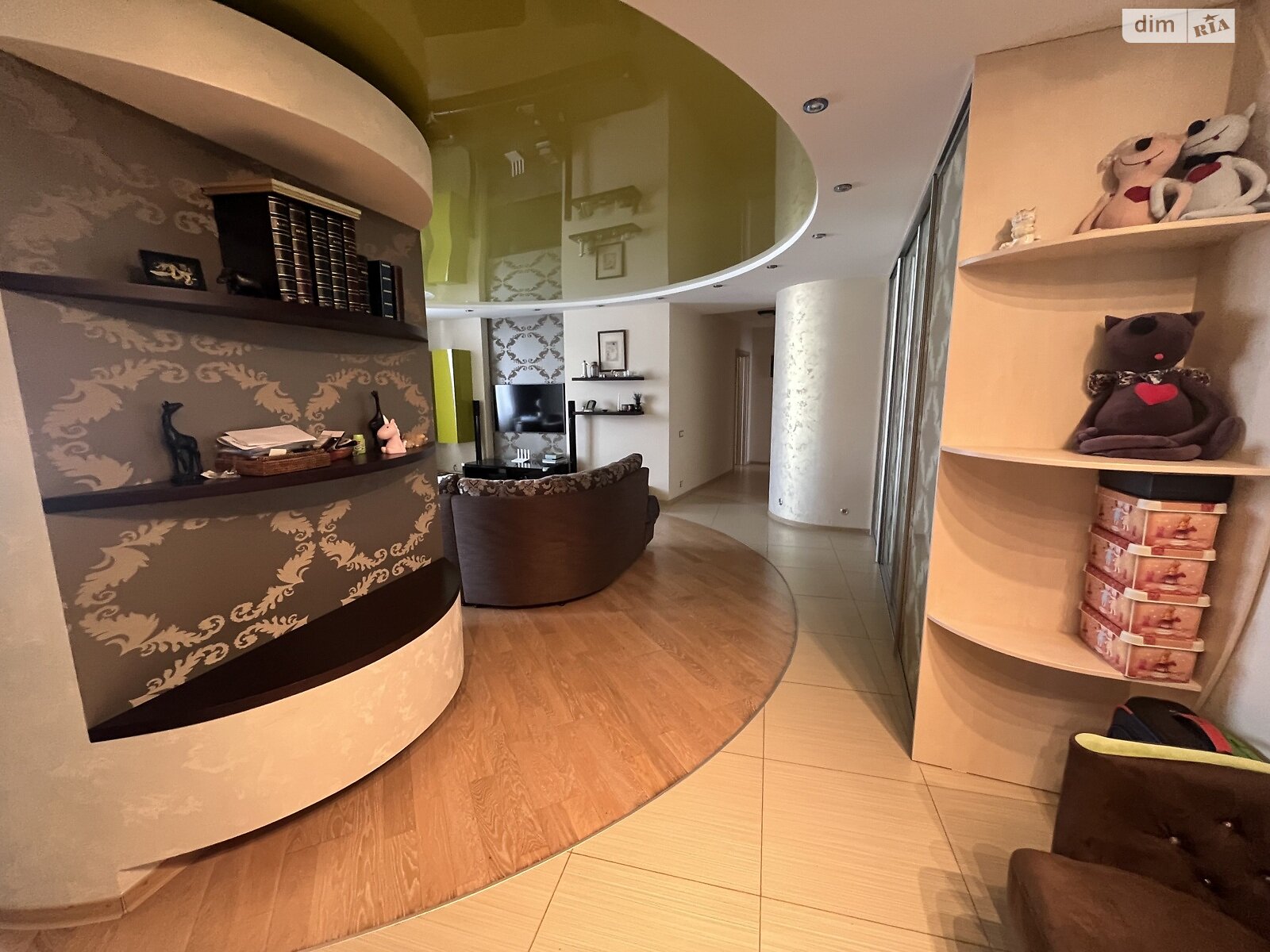 Продажа трехкомнатной квартиры в Киеве, на ул. Урловская 11А, район Позняки фото 1 Продажа трехкомнатной квартиры в Киеве, на ул. Урловская 11А, район Позняки фото 1