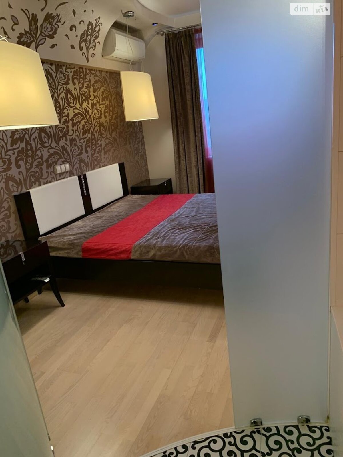 Продажа трехкомнатной квартиры в Киеве, на ул. Урловская 11А, район Позняки фото 1 Продажа трехкомнатной квартиры в Киеве, на ул. Урловская 11А, район Позняки фото 1