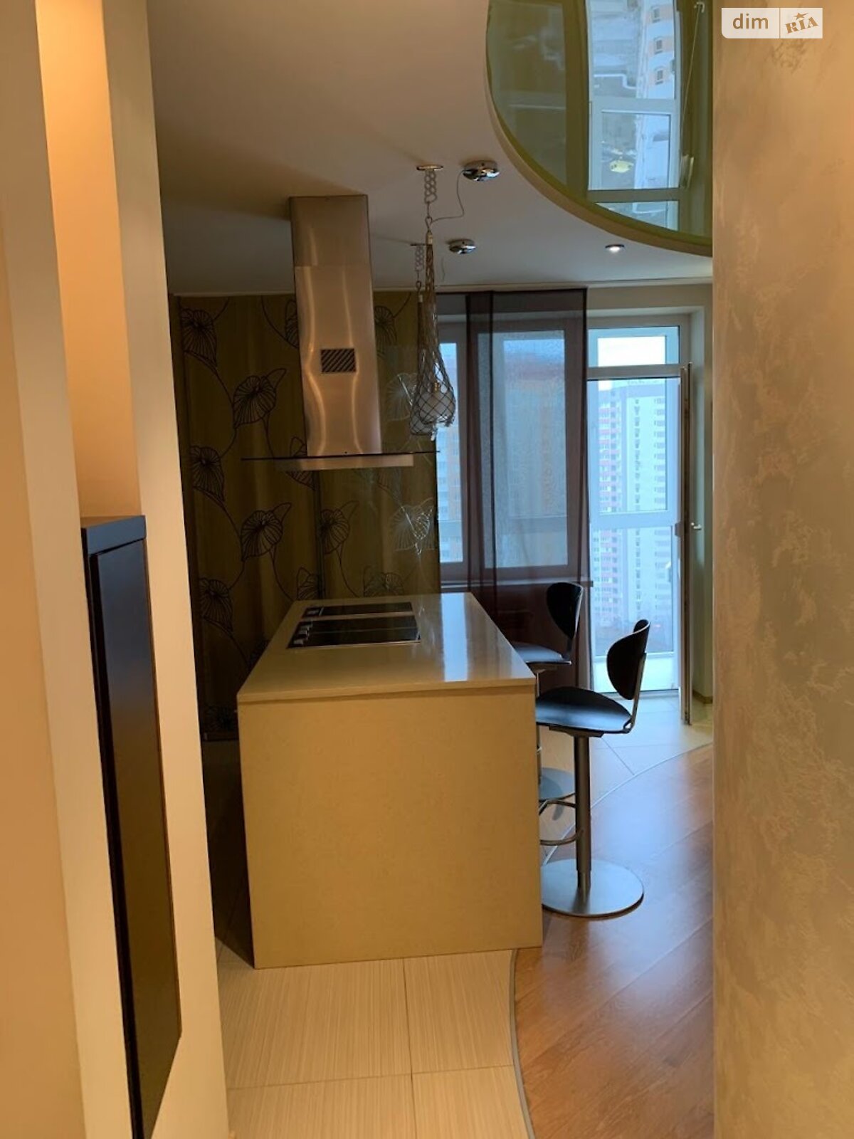 Продажа трехкомнатной квартиры в Киеве, на ул. Урловская 11А, район Позняки фото 1 Продажа трехкомнатной квартиры в Киеве, на ул. Урловская 11А, район Позняки фото 1