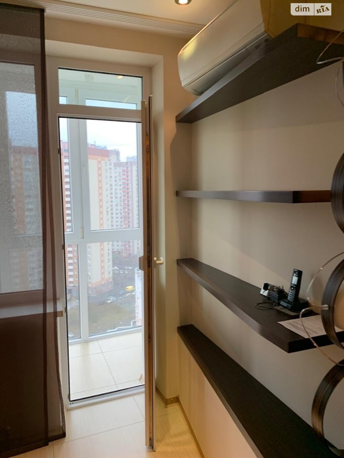 Продажа трехкомнатной квартиры в Киеве, на ул. Урловская 11А, район Позняки фото 1 Продажа трехкомнатной квартиры в Киеве, на ул. Урловская 11А, район Позняки фото 1