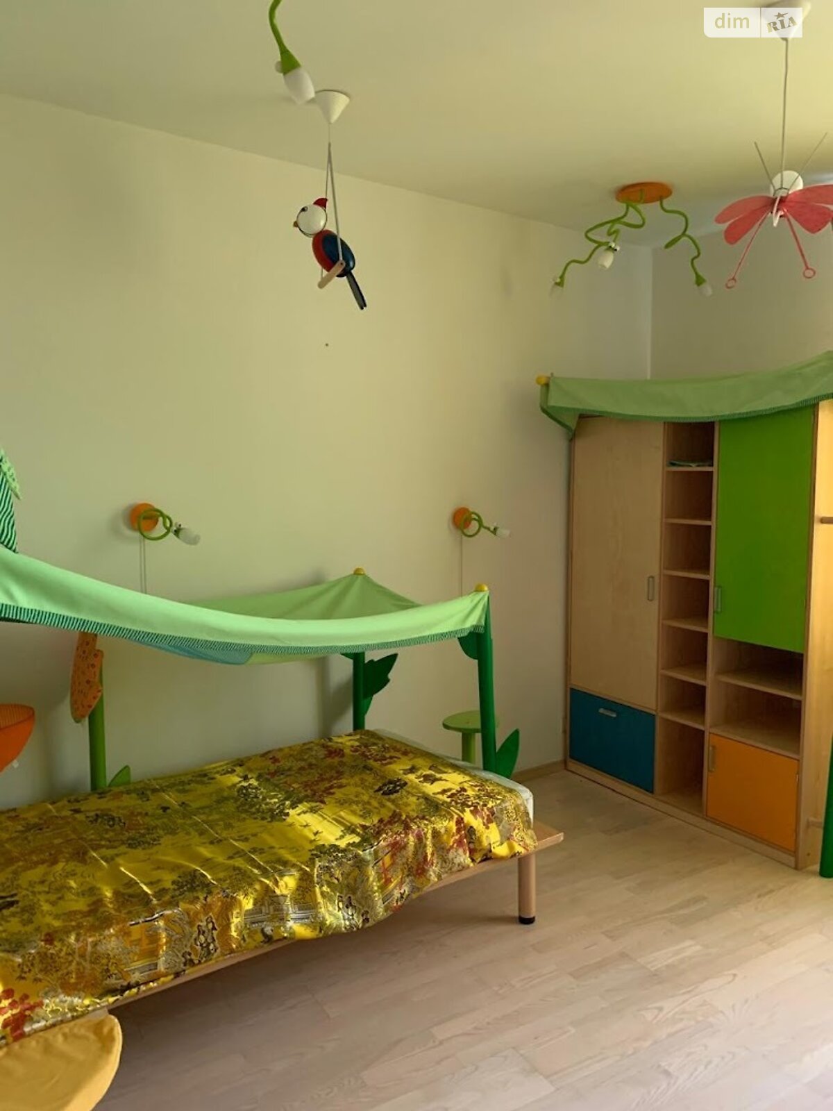 Продажа трехкомнатной квартиры в Киеве, на ул. Урловская 11А, район Позняки фото 1 Продажа трехкомнатной квартиры в Киеве, на ул. Урловская 11А, район Позняки фото 1