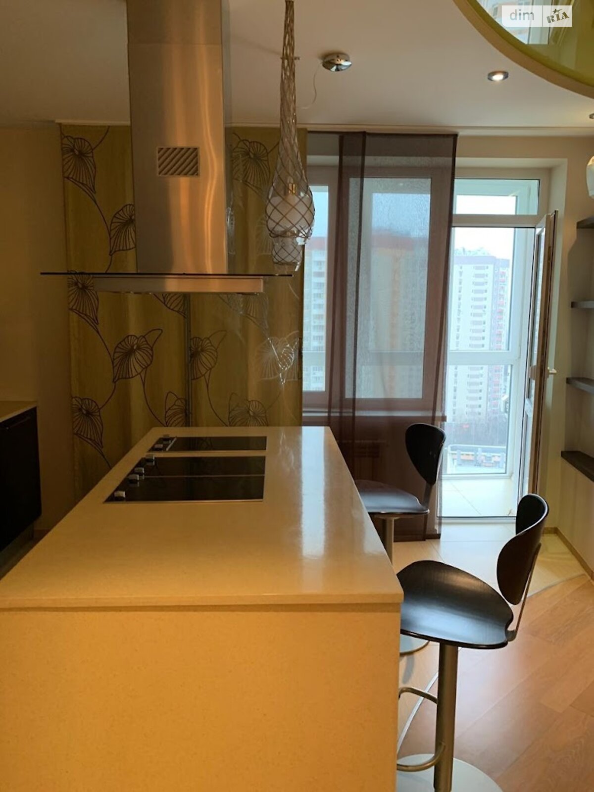 Продажа трехкомнатной квартиры в Киеве, на ул. Урловская 11А, район Позняки фото 1 Продажа трехкомнатной квартиры в Киеве, на ул. Урловская 11А, район Позняки фото 1