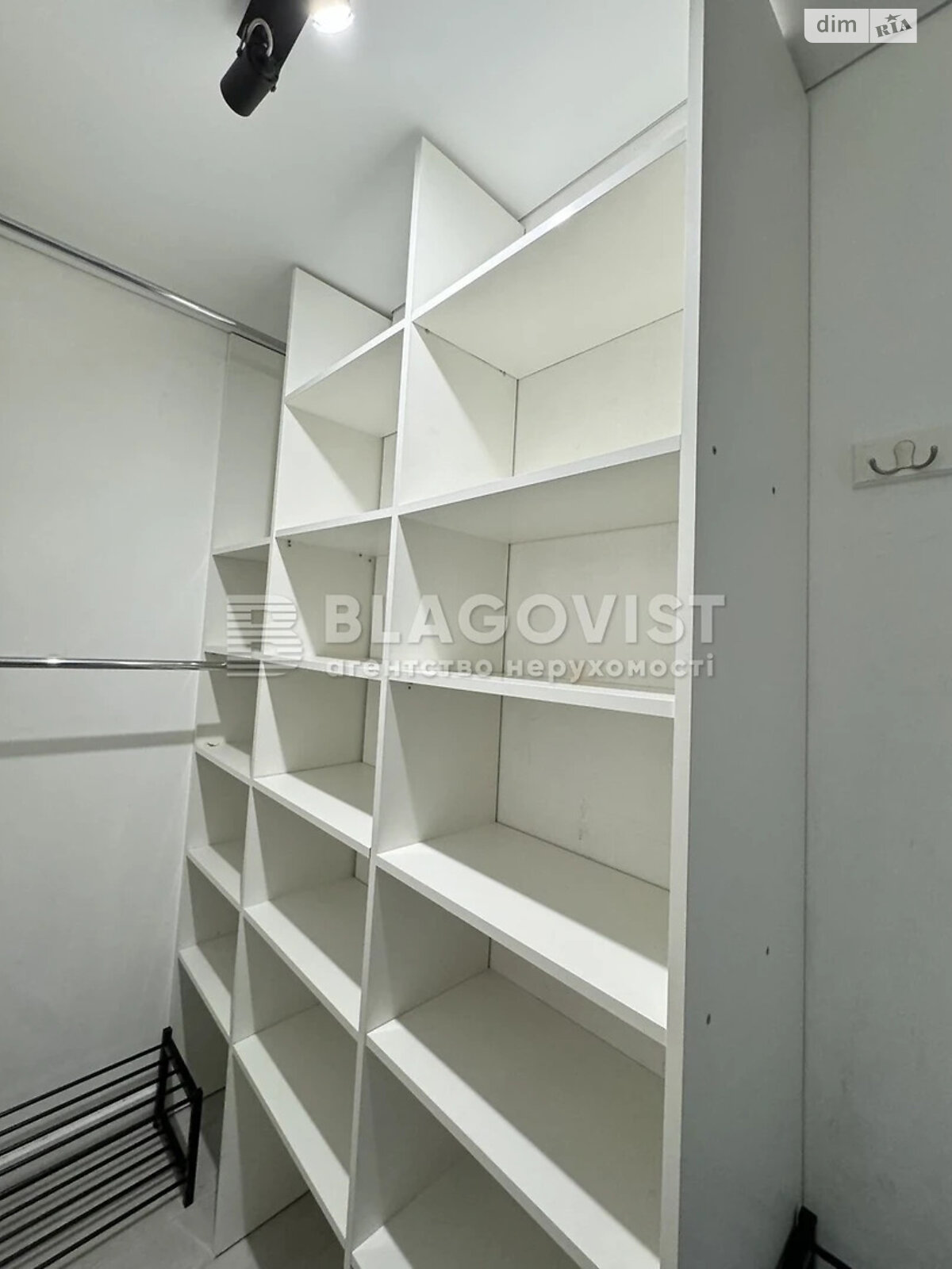 Продажа однокомнатной квартиры в Киеве, на ул. Урловская 23, кв. 195, район Позняки фото 1