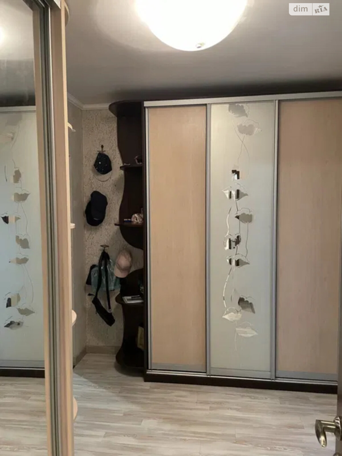 Продажа трехкомнатной квартиры в Киеве, на ул. Урловская 36, район Позняки фото 1