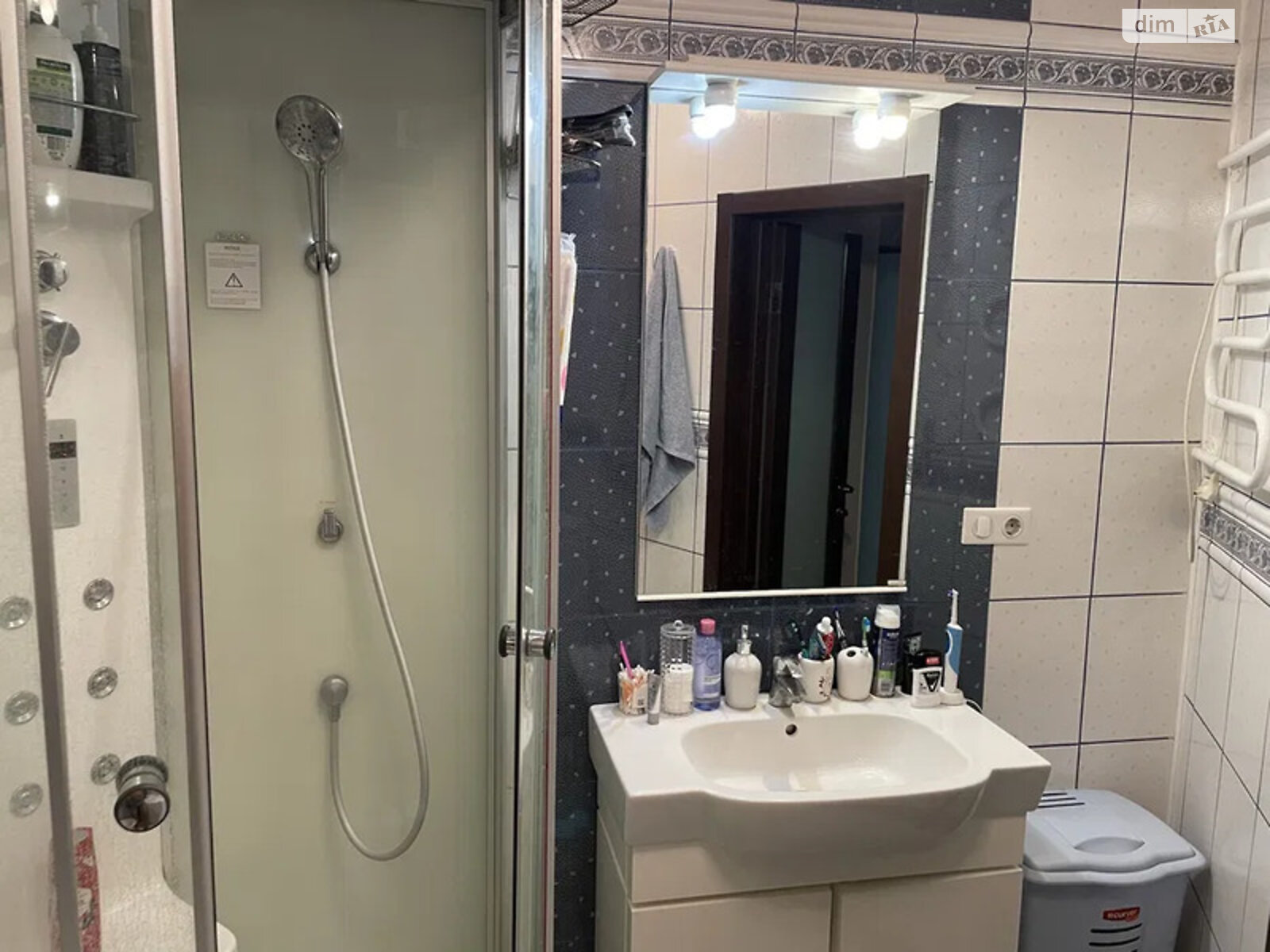 Продажа трехкомнатной квартиры в Киеве, на ул. Урловская 36, район Позняки фото 1