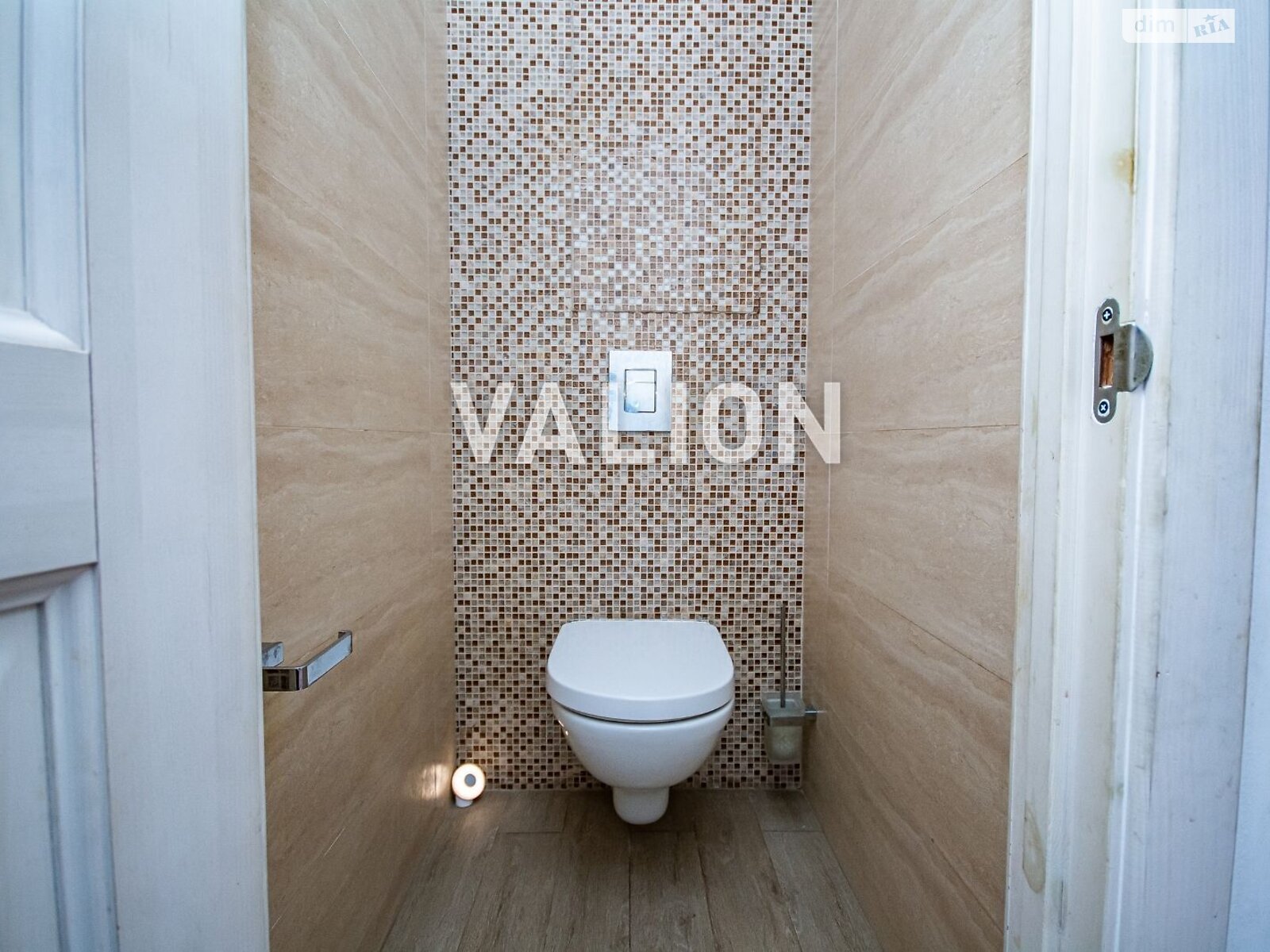 Продажа двухкомнатной квартиры в Киеве, на ул. Вишняковская 5, район Позняки фото 1