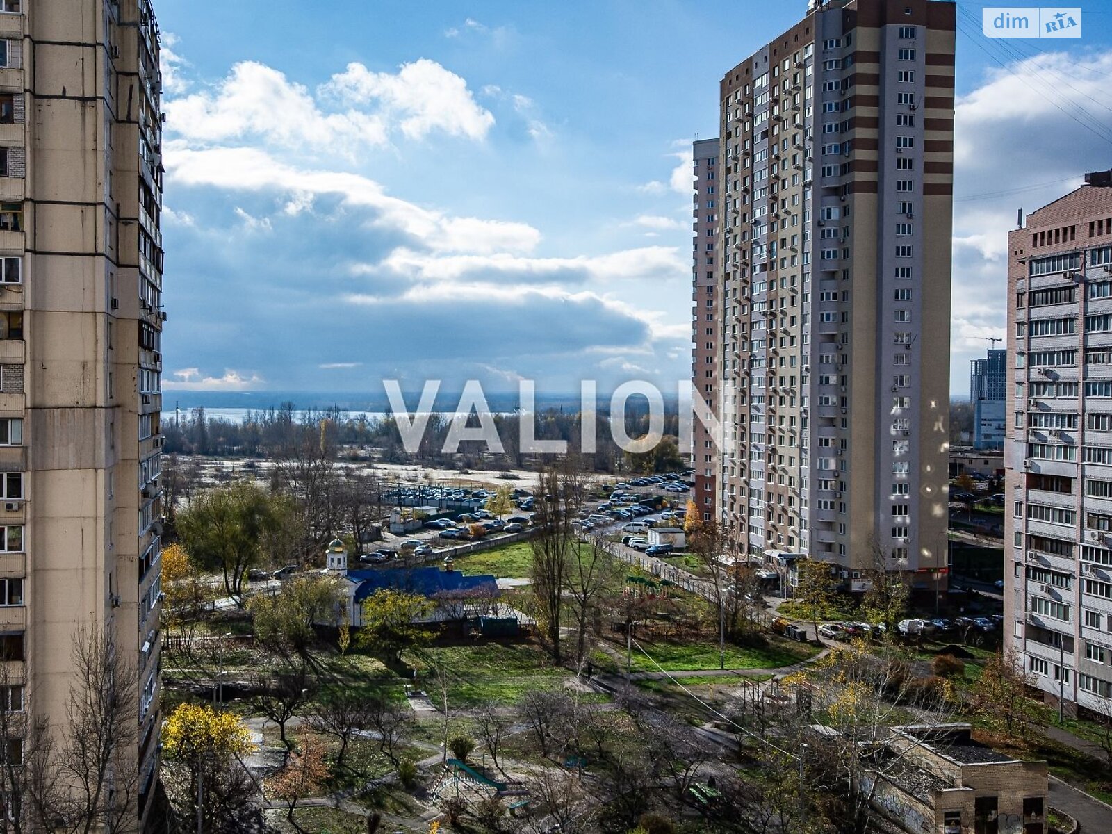 Продажа двухкомнатной квартиры в Киеве, на ул. Вишняковская 5, район Позняки фото 1