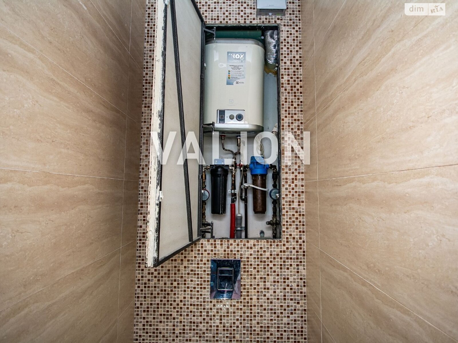 Продажа двухкомнатной квартиры в Киеве, на ул. Вишняковская 5, район Позняки фото 1