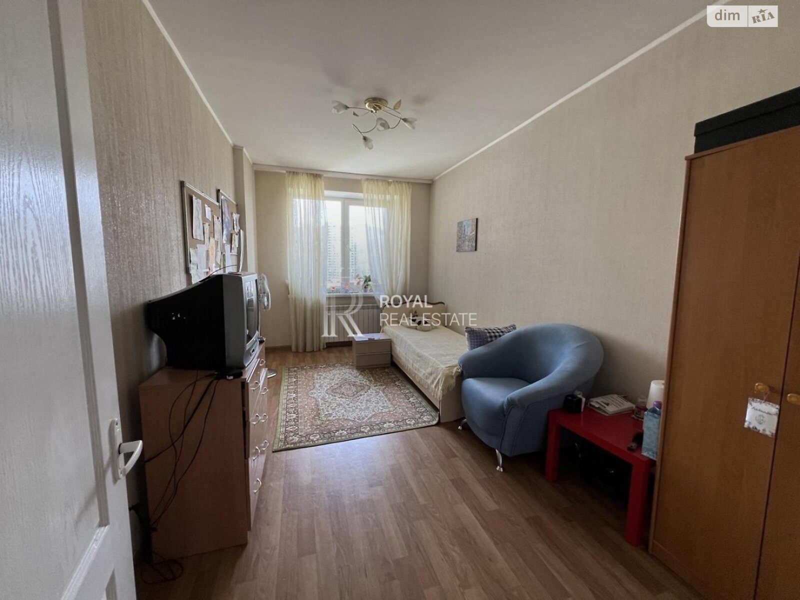 Продажа трехкомнатной квартиры в Киеве, на ул. Здолбуновская 3Г, район Позняки фото 1 Продажа трехкомнатной квартиры в Киеве, на ул. Здолбуновская 3Г, район Позняки фото 1