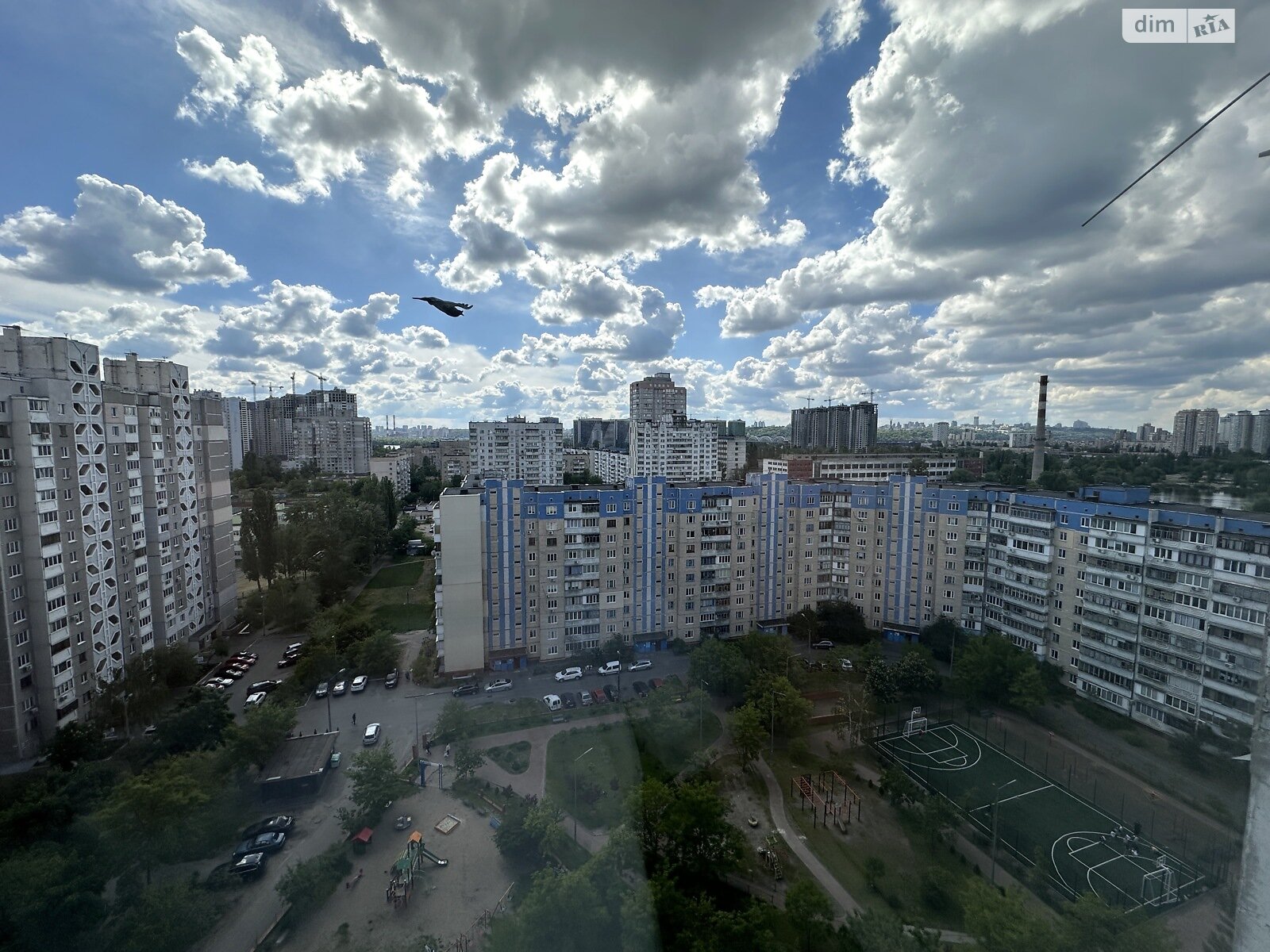 Продаж трикімнатної квартири в Києві, на вул. Здолбунівська 11А, район Позняки фото 1 Продаж трикімнатної квартири в Києві, на вул. Здолбунівська 11А, район Позняки фото 1