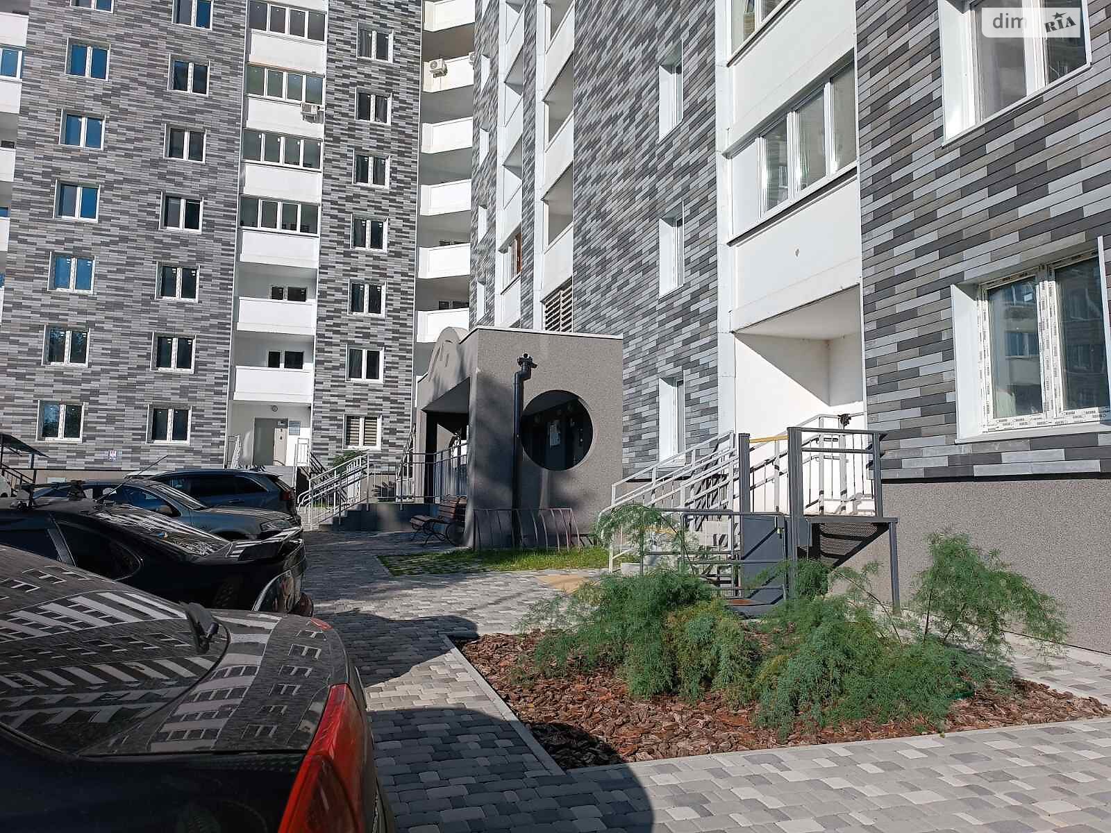 Продажа трехкомнатной квартиры в Киеве, на ул. Коноплянская 22А, район Приорка фото 1