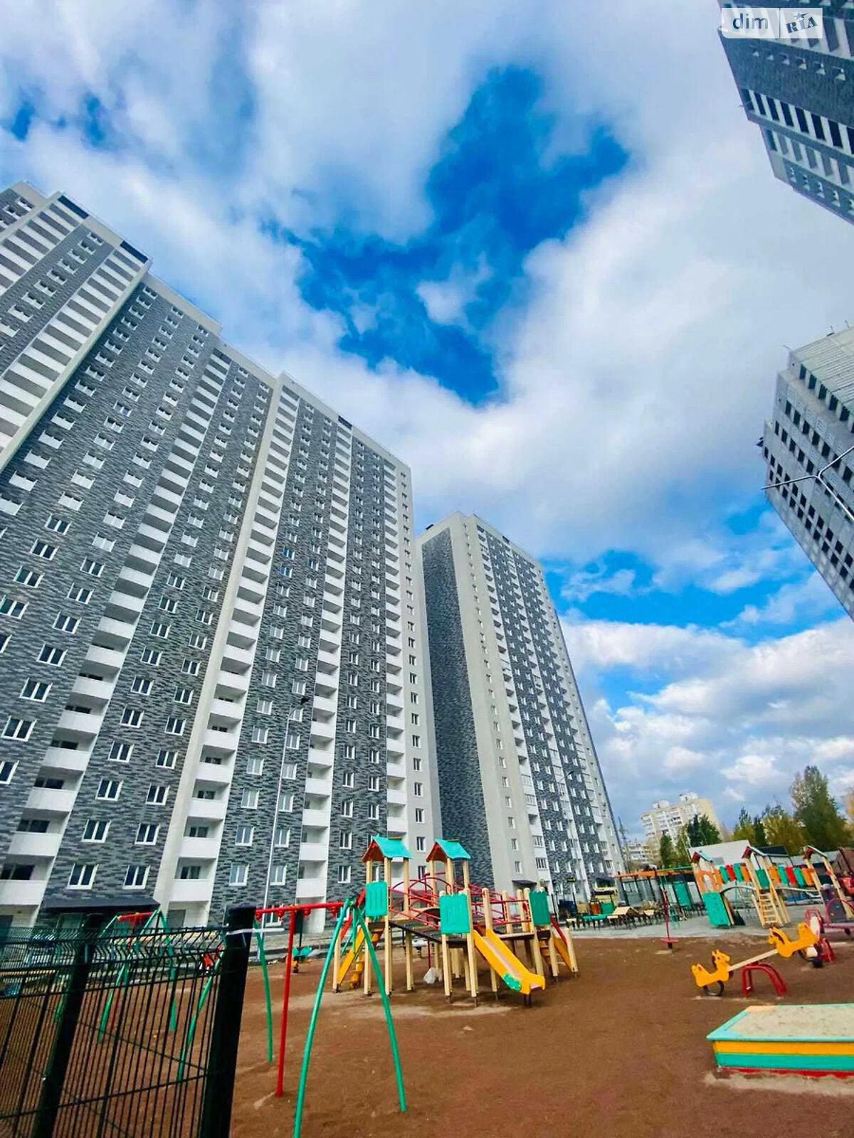 Продаж однокімнатної квартири в Києві, на вул. Коноплянська 22Б, район Пріорка фото 1 Продаж однокімнатної квартири в Києві, на вул. Коноплянська 22Б, район Пріорка фото 1