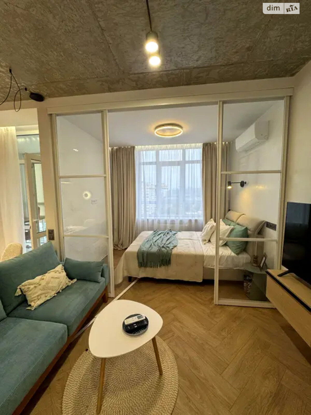 Продаж однокімнатної квартири в Києві, на вул. Миколи Гулака 4, район Пріорка фото 1