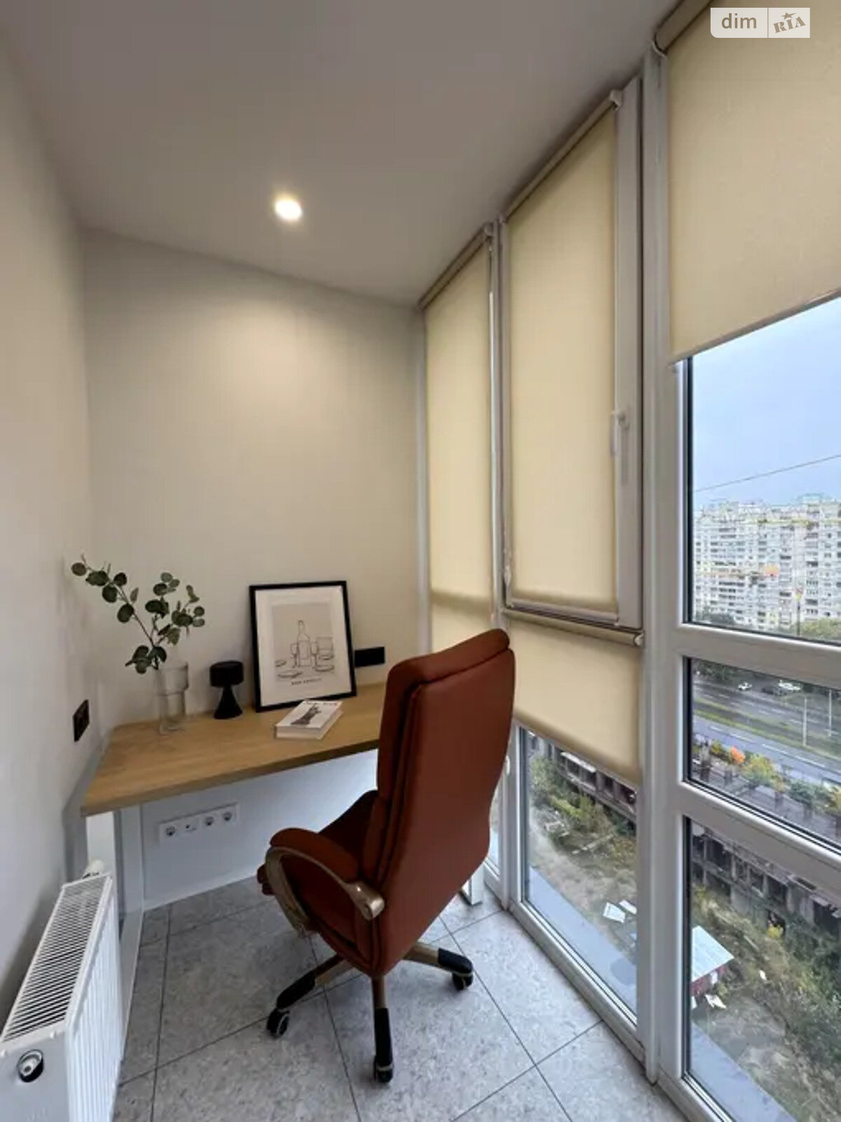 Продаж однокімнатної квартири в Києві, на вул. Миколи Гулака 4, район Пріорка фото 1