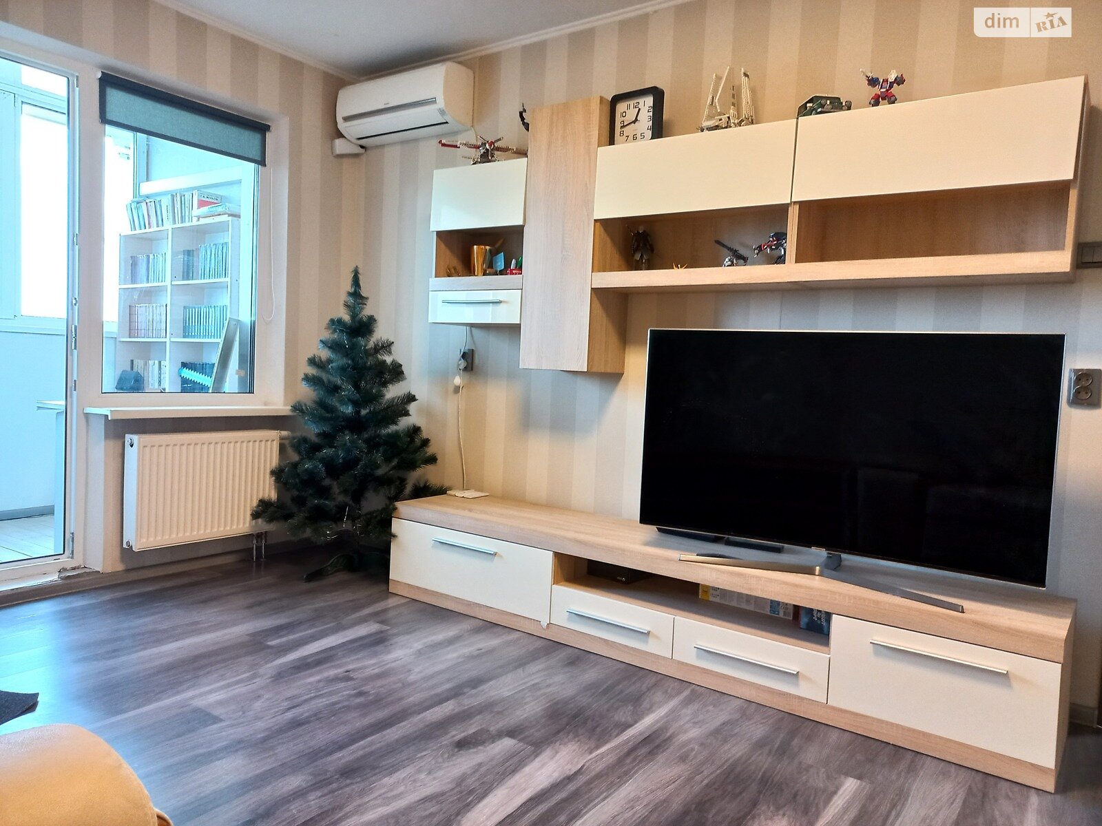 Продаж двокімнатної квартири в Києві, на просп. Науки 60А, район Проспект Науки фото 1 Продаж двокімнатної квартири в Києві, на просп. Науки 60А, район Проспект Науки фото 1