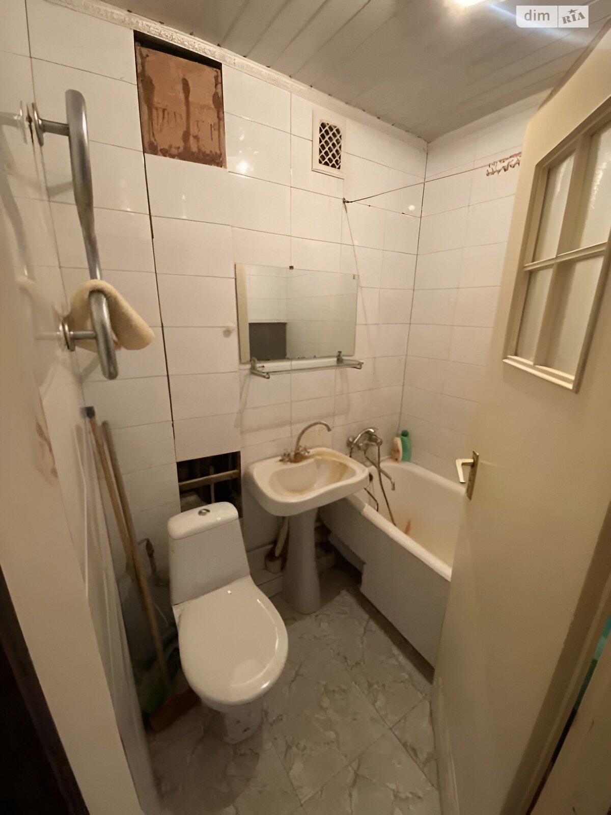 Продаж двокімнатної квартири в Києві, на вул. Новикова-Прибоя 9, район Пуща-Водиця фото 1 Продаж двокімнатної квартири в Києві, на вул. Новикова-Прибоя 9, район Пуща-Водиця фото 1