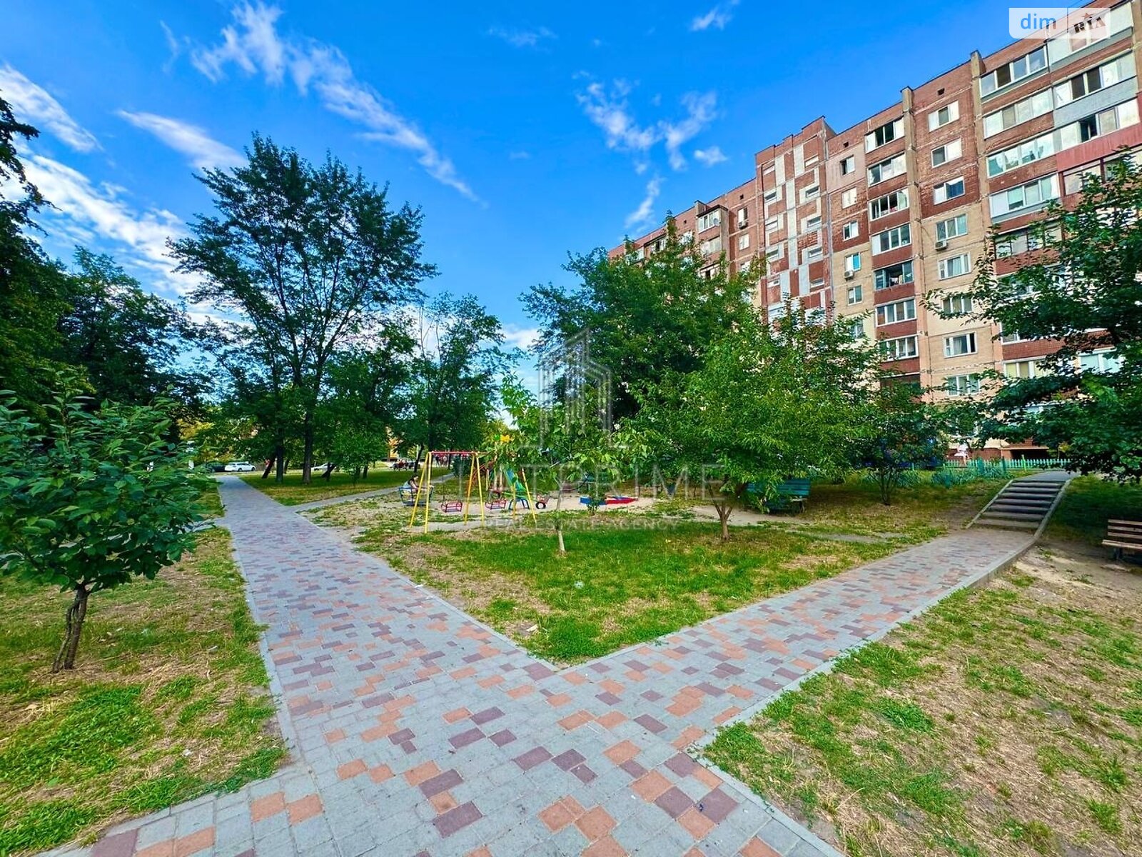 Продаж однокімнатної квартири в Києві, на вул. Райдужна 39, район Райдужний Масив фото 1 Продаж однокімнатної квартири в Києві, на вул. Райдужна 39, район Райдужний Масив фото 1