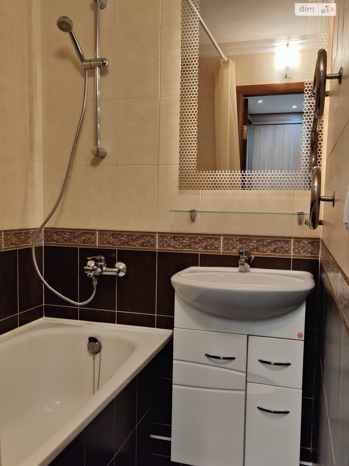 Продаж однокімнатної квартири в Києві, на вул. Райдужна 19, район Райдужний Масив фото 1 Продаж однокімнатної квартири в Києві, на вул. Райдужна 19, район Райдужний Масив фото 1