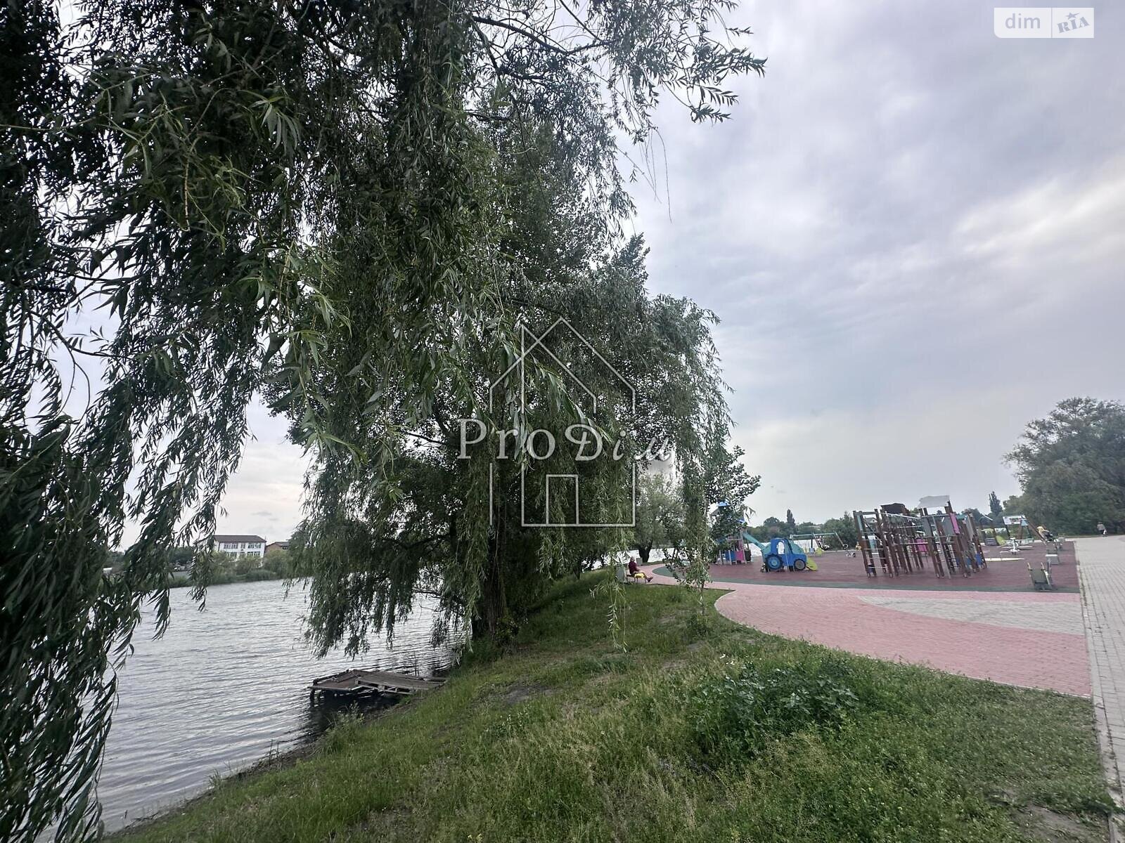 Продаж однокімнатної квартири в Києві, на вул. Райдужна 45, район Райдужний Масив фото 1 Продаж однокімнатної квартири в Києві, на вул. Райдужна 45, район Райдужний Масив фото 1