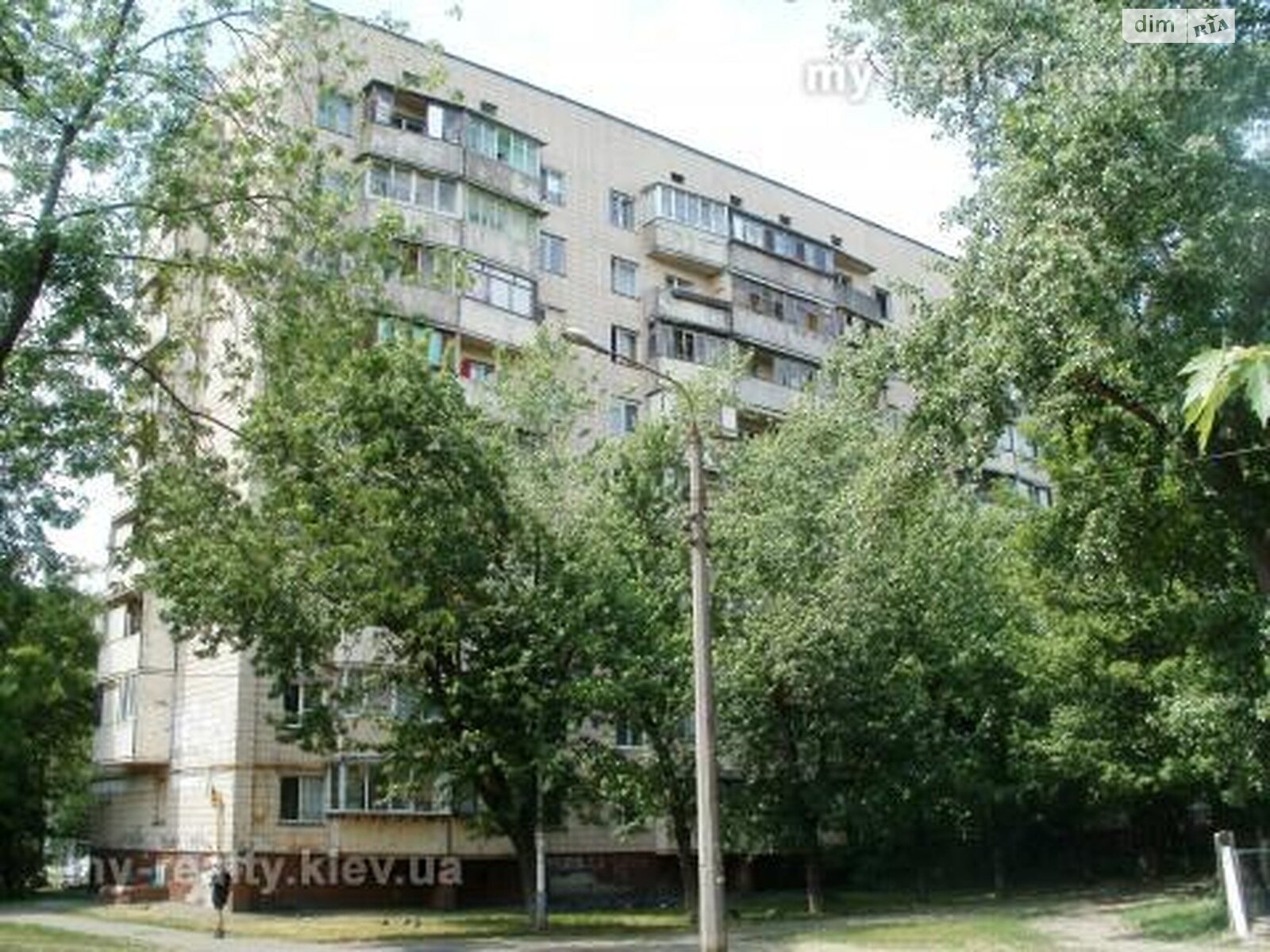 Продажа однокомнатной квартиры в Киеве, на ул. Радужная 13В, район Радужный Массив фото 1 Продажа однокомнатной квартиры в Киеве, на ул. Радужная 13В, район Радужный Массив фото 1