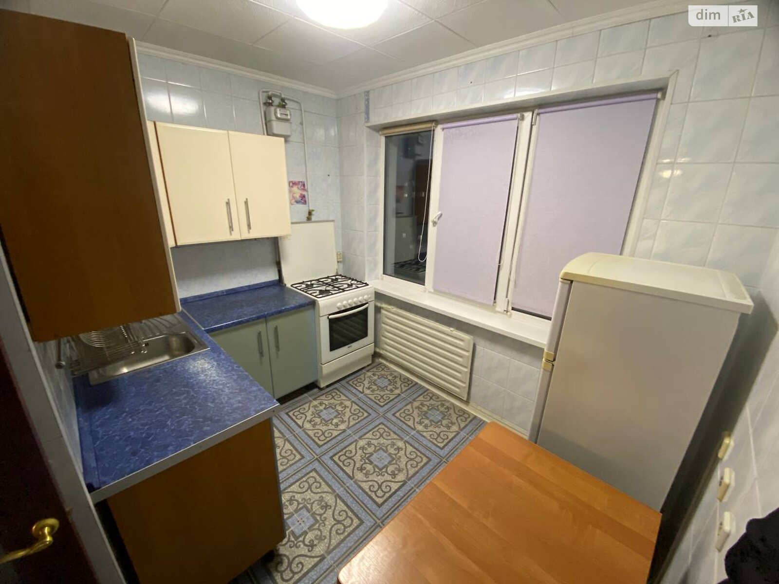 Продажа трехкомнатной квартиры в Киеве, на просп. Романа Шухевича 8А, район Радужный Массив фото 1