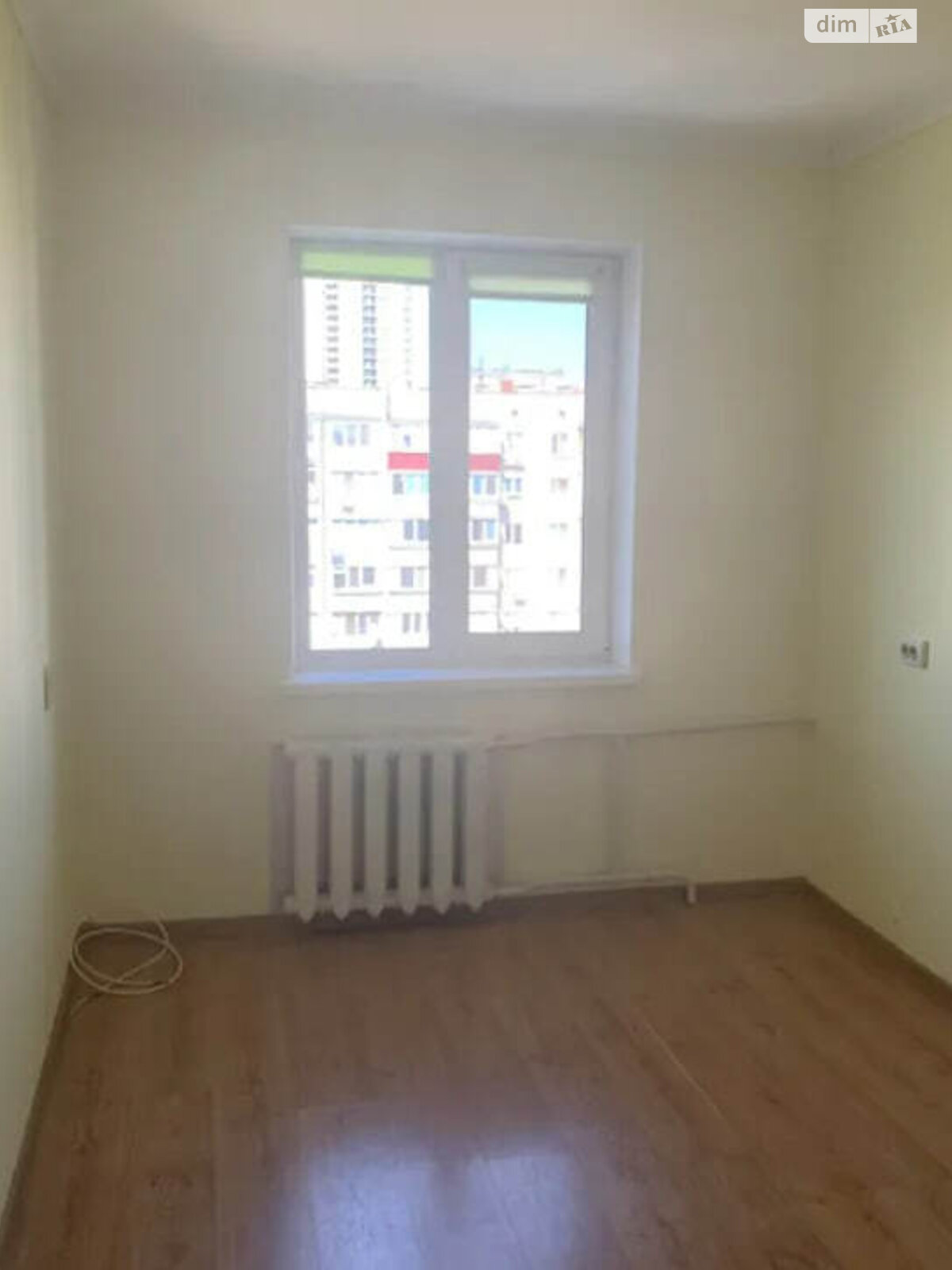 Продажа трехкомнатной квартиры в Киеве, на просп. Романа Шухевича 8А, район Радужный Массив фото 1