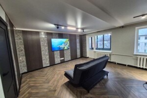 Продаж трикімнатної квартири в Києві, на просп. Воскресенський 15А, район Райдужний Масив фото 2