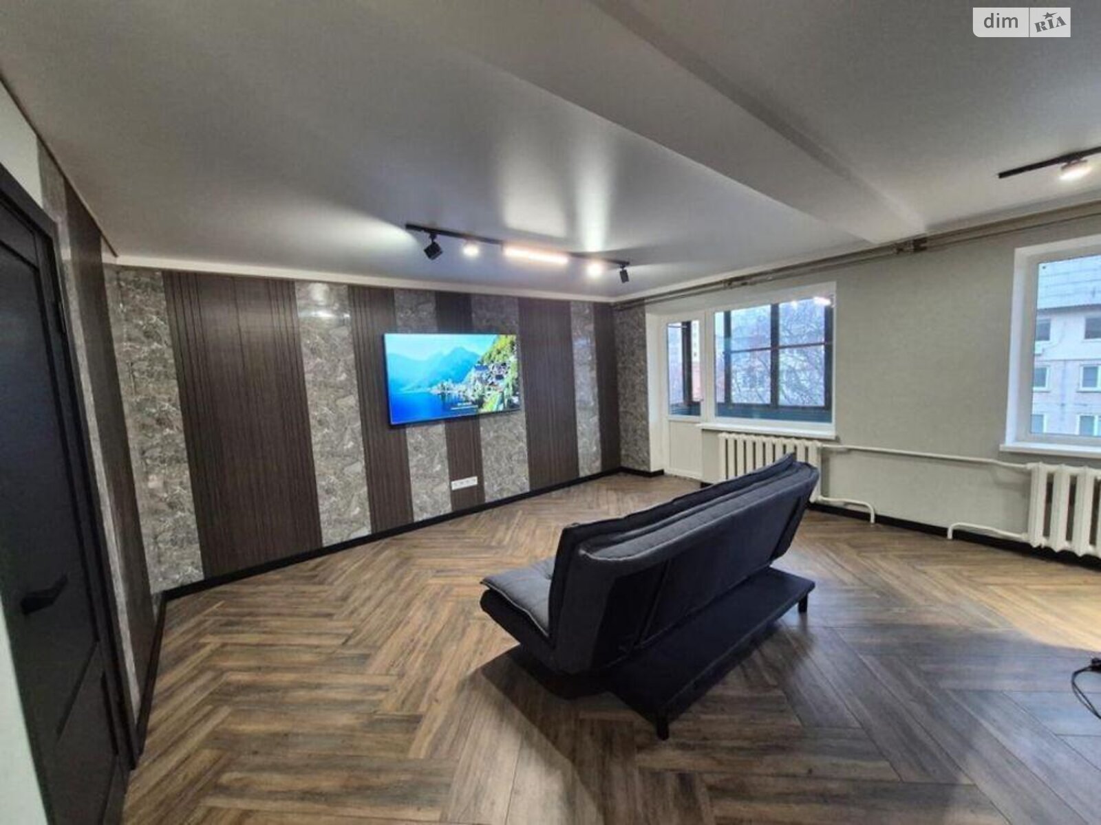 Продаж трикімнатної квартири в Києві, на просп. Воскресенський 15А, район Райдужний Масив фото 1