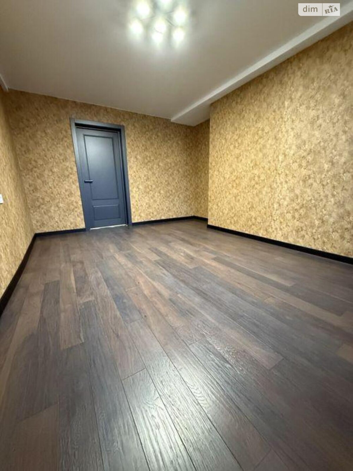 Продаж трикімнатної квартири в Києві, на просп. Воскресенський 15А, район Райдужний Масив фото 1