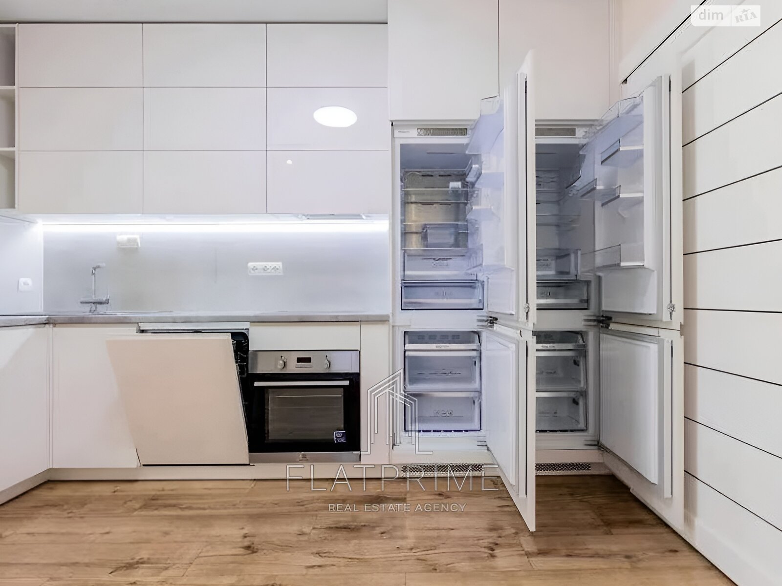 Продаж трикімнатної квартири в Києві, на вул. Регенераторна 4 корпус 16, фото 1 Продаж трикімнатної квартири в Києві, на вул. Регенераторна 4 корпус 16, фото 1