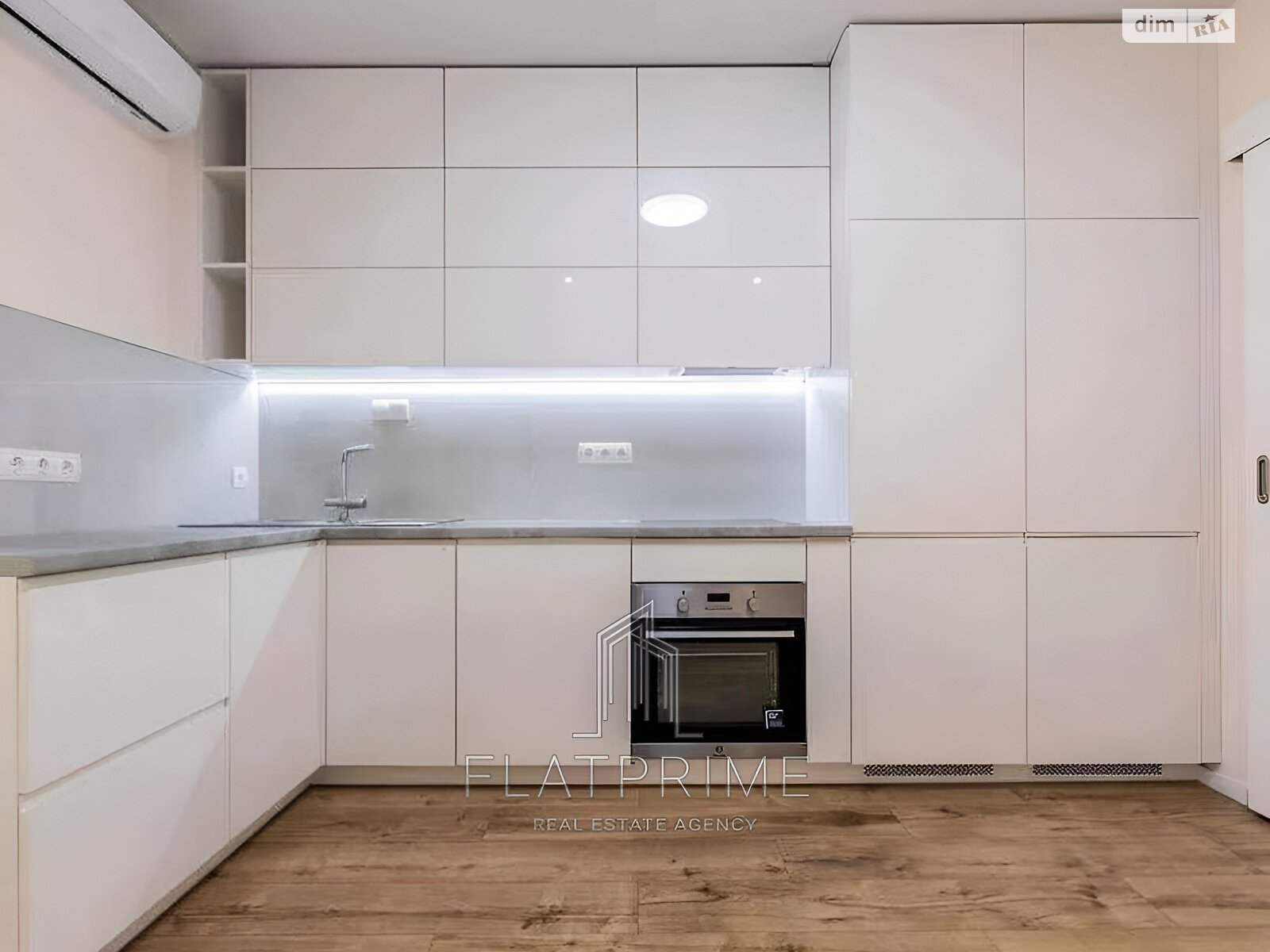 Продаж трикімнатної квартири в Києві, на вул. Регенераторна 4 корпус 16, фото 1 Продаж трикімнатної квартири в Києві, на вул. Регенераторна 4 корпус 16, фото 1