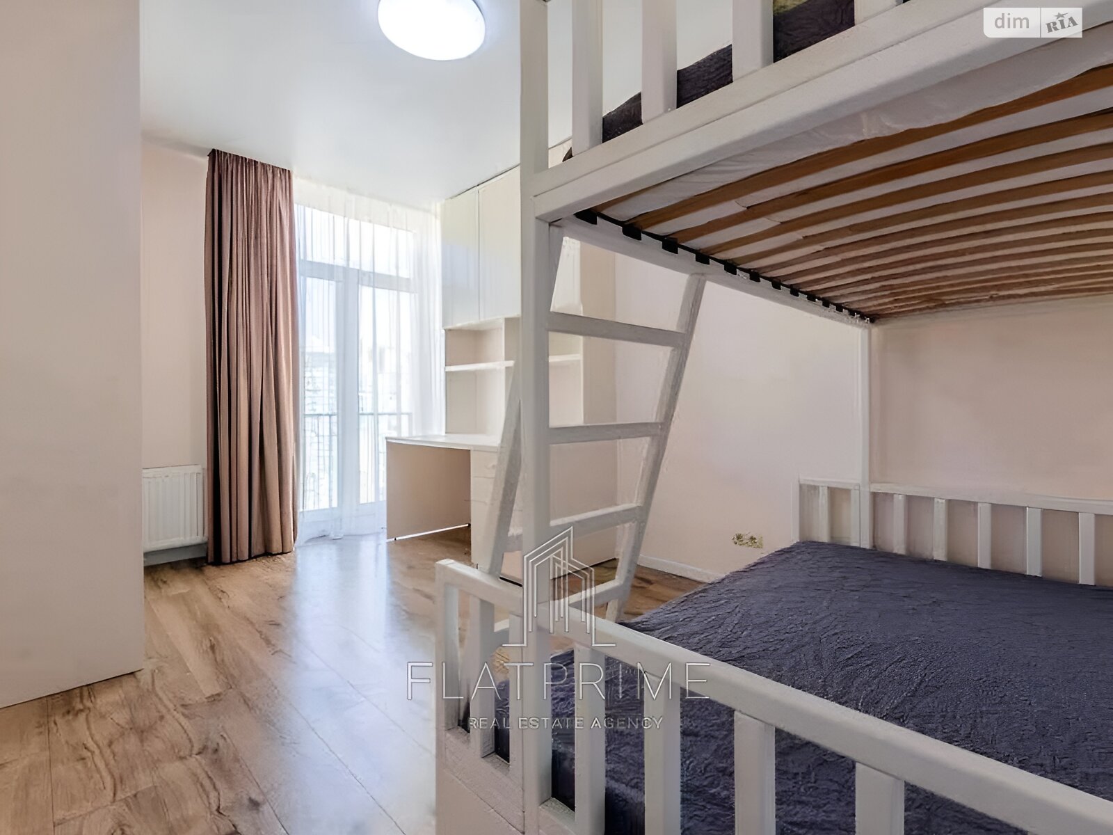 Продаж трикімнатної квартири в Києві, на вул. Регенераторна 4 корпус 16, фото 1 Продаж трикімнатної квартири в Києві, на вул. Регенераторна 4 корпус 16, фото 1