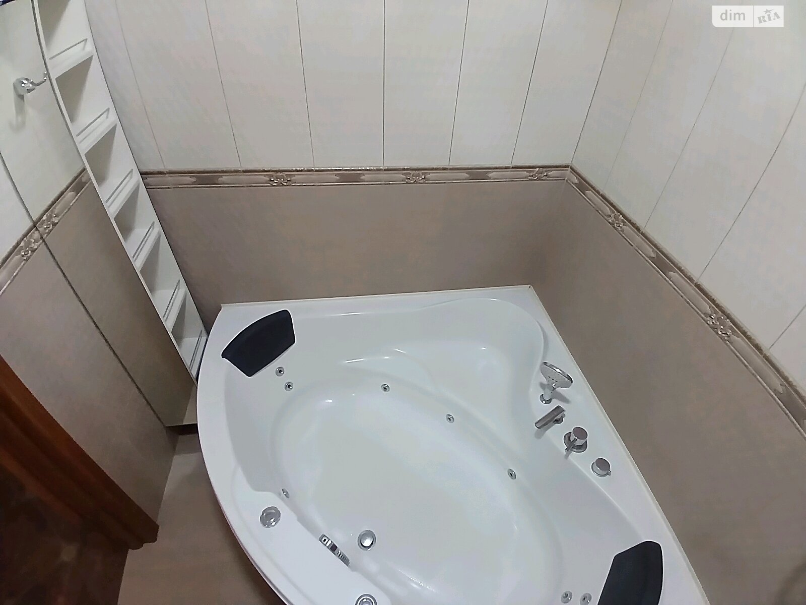 Продаж двокімнатної квартири в Києві, на вул. Регенераторна 4-17, кв. 32, фото 1 Продаж двокімнатної квартири в Києві, на вул. Регенераторна 4-17, кв. 32, фото 1