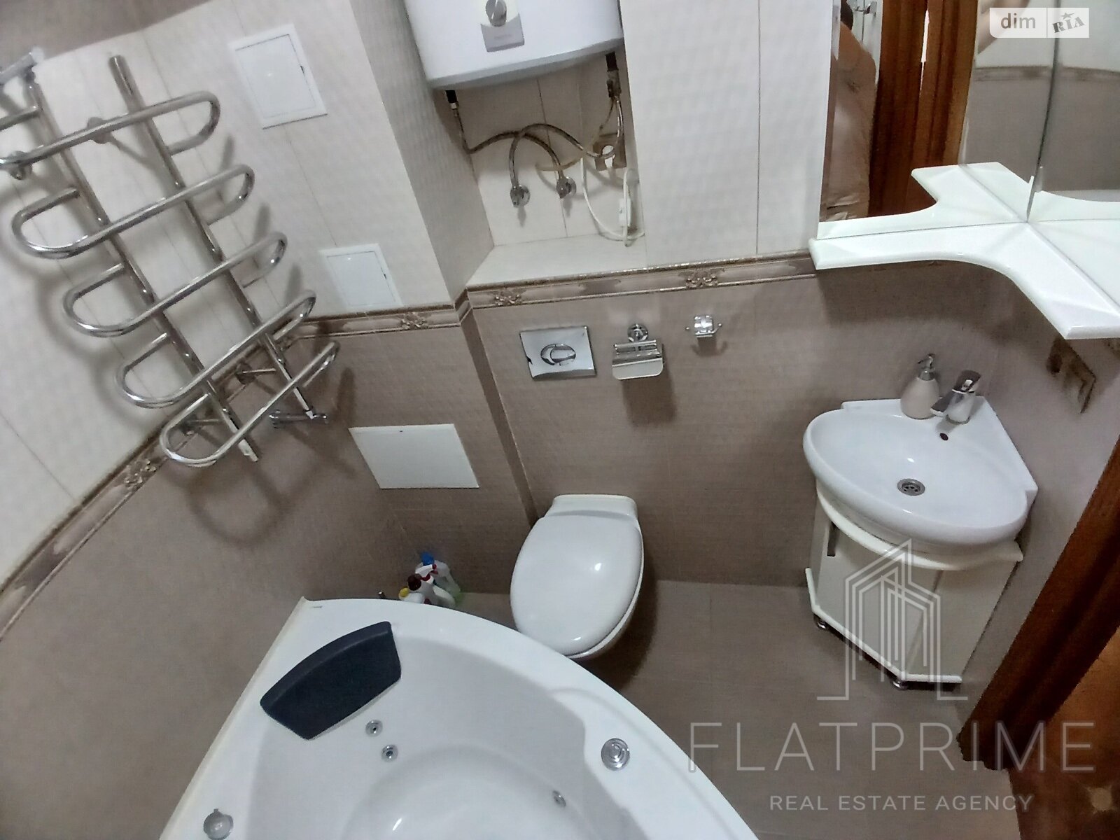Продаж двокімнатної квартири в Києві, на вул. Регенераторна 4-17, кв. 32, фото 1 Продаж двокімнатної квартири в Києві, на вул. Регенераторна 4-17, кв. 32, фото 1