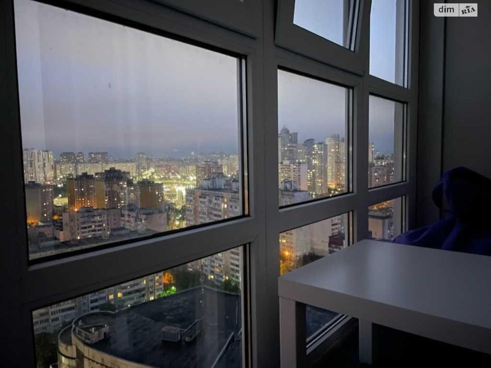 Продаж трикімнатної квартири в Києві, на вул. Бориса Гмирі 10, район Рембаза фото 1 Продаж трикімнатної квартири в Києві, на вул. Бориса Гмирі 10, район Рембаза фото 1