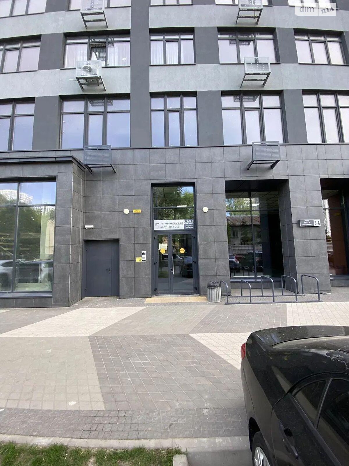 Продаж двокімнатної квартири в Києві, на вул. Братів Чибінєєвих 8, район Рембаза фото 1 Продаж двокімнатної квартири в Києві, на вул. Братів Чибінєєвих 8, район Рембаза фото 1