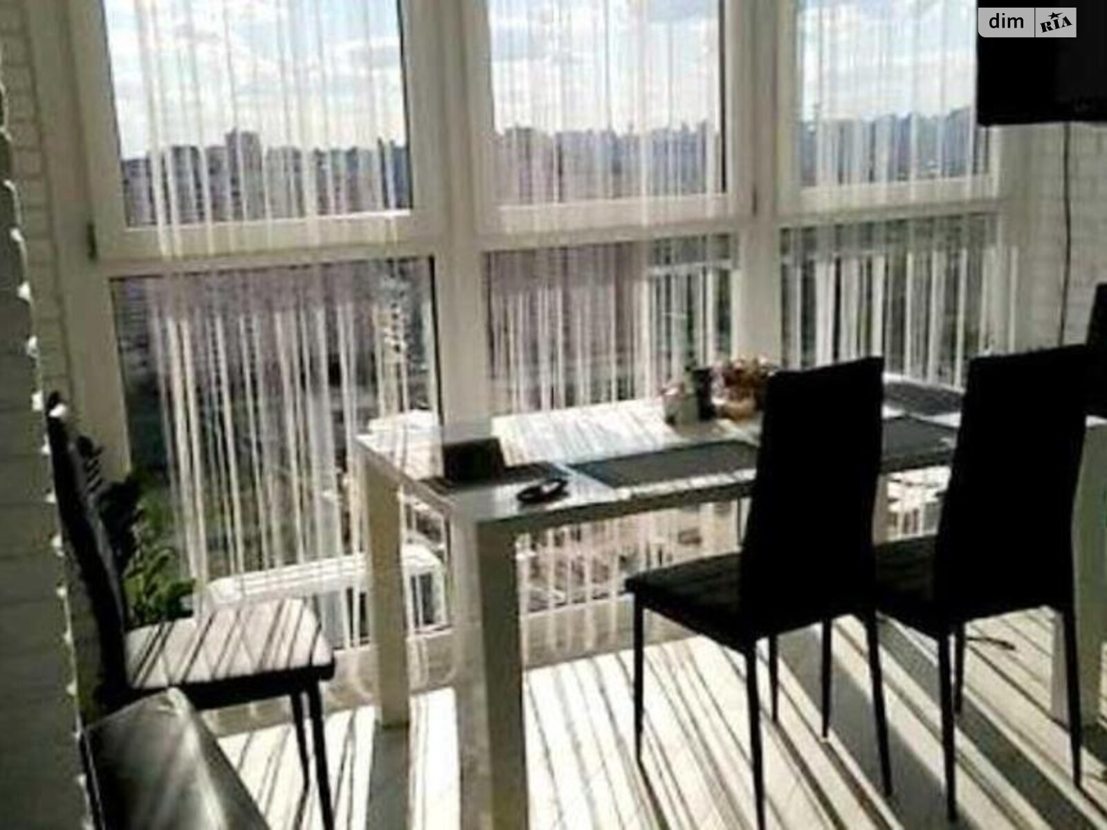 Продажа трехкомнатной квартиры в Киеве, на ул. Драгоманова 2Б, район Рембаза фото 1 Продажа трехкомнатной квартиры в Киеве, на ул. Драгоманова 2Б, район Рембаза фото 1