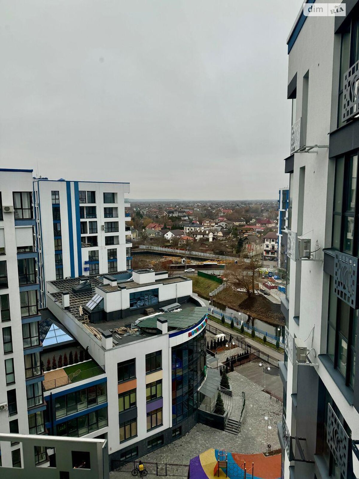 Продаж однокімнатної квартири в Києві, на вул. Центральна 21, район Рембаза фото 1 Продаж однокімнатної квартири в Києві, на вул. Центральна 21, район Рембаза фото 1