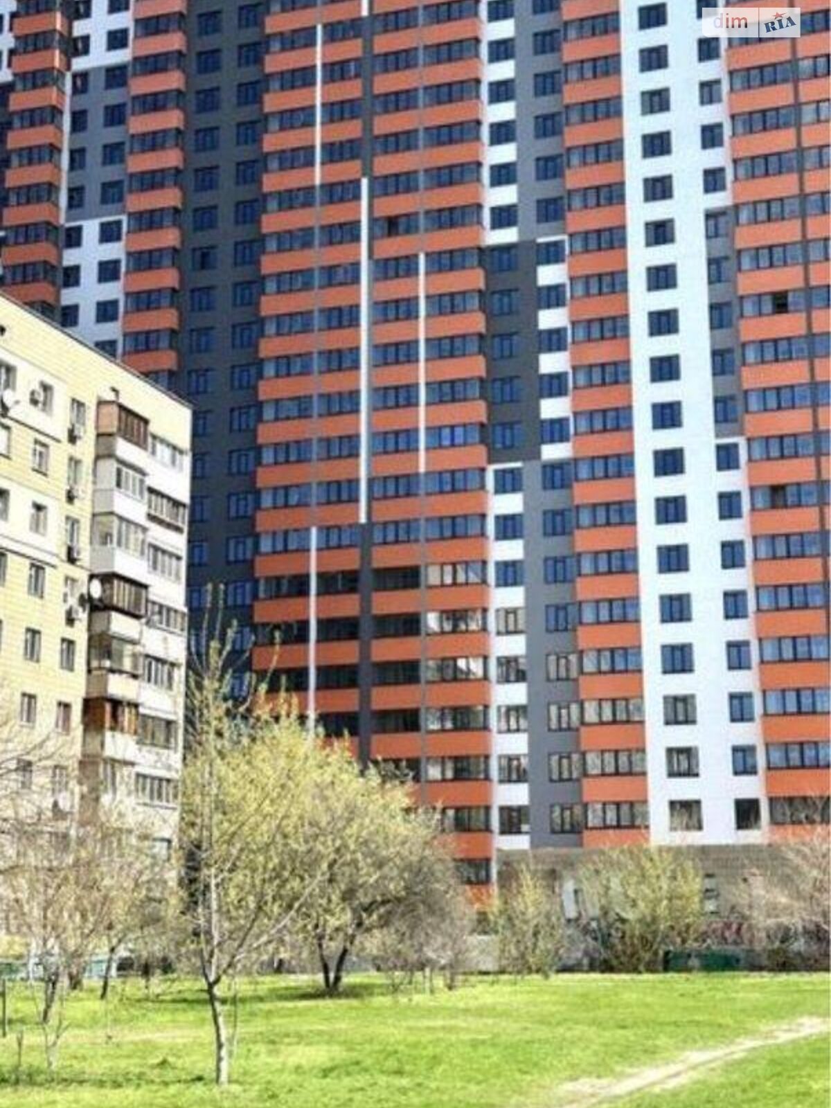 Продажа двухкомнатной квартиры в Киеве, на ул. Владимира Сосюры 6, район Рембаза фото 1 Продажа двухкомнатной квартиры в Киеве, на ул. Владимира Сосюры 6, район Рембаза фото 1