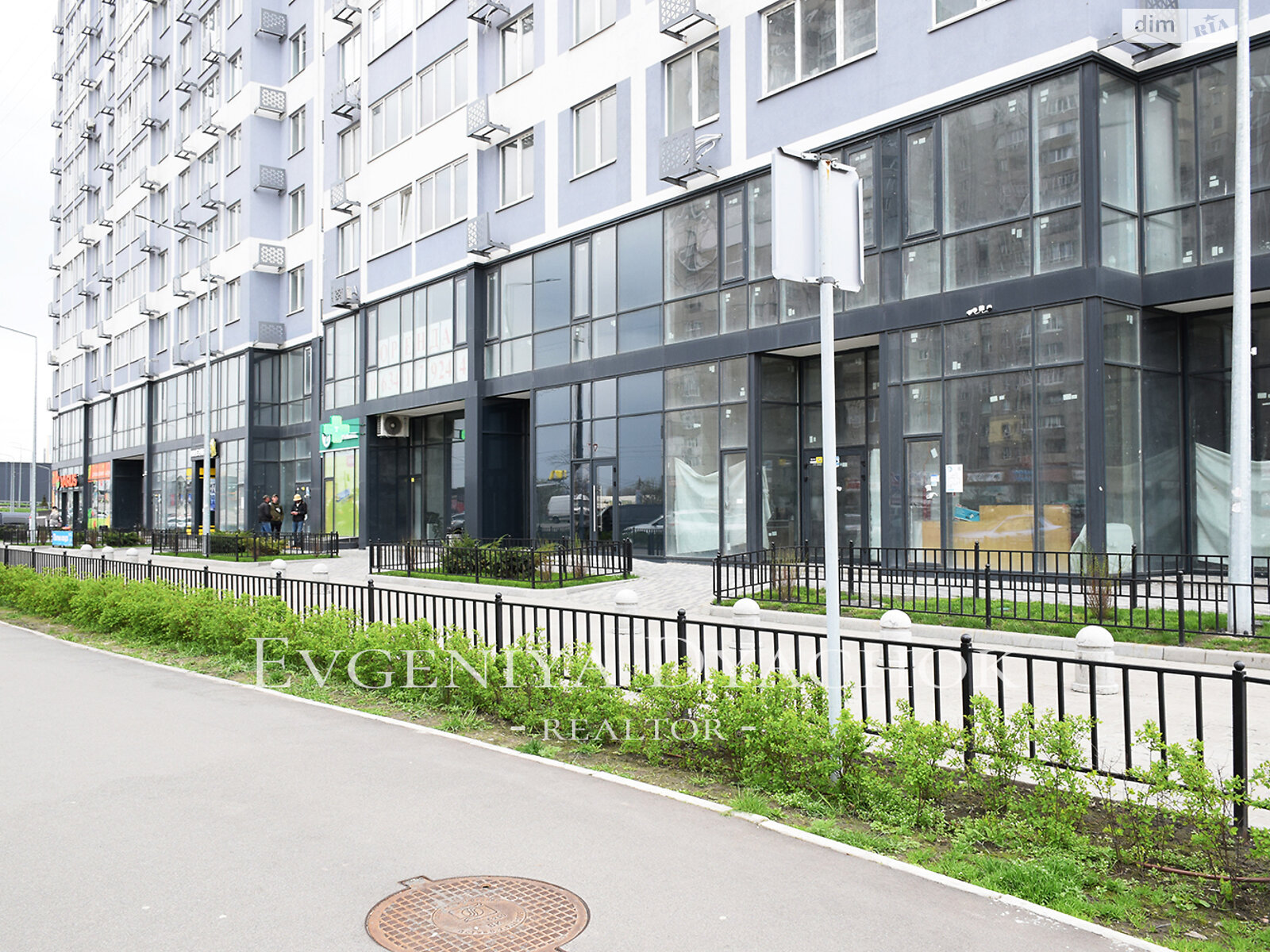Продаж трикімнатної квартири в Києві, на вул. Ревуцького 40Б, фото 1 Продаж трикімнатної квартири в Києві, на вул. Ревуцького 40Б, фото 1