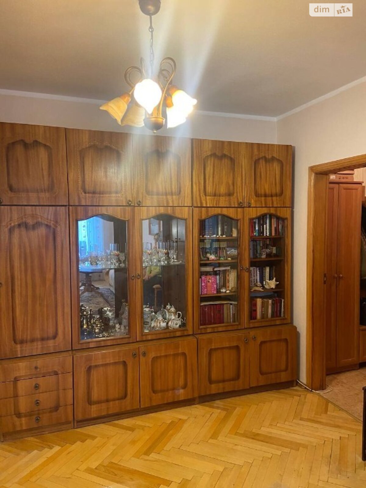 Продаж трикімнатної квартири в Києві, на вул. Ревуцького 13, район Дарницький фото 1 Продаж трикімнатної квартири в Києві, на вул. Ревуцького 13, район Дарницький фото 1