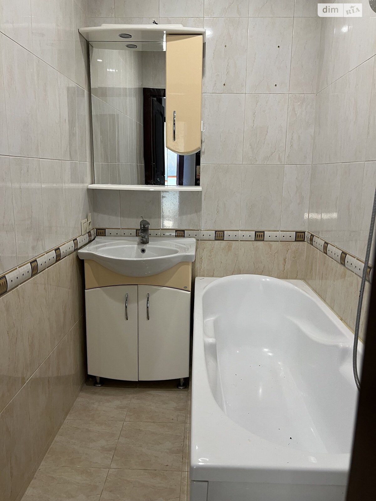 Продажа трехкомнатной квартиры в Киеве, на ул. Рейтарская 20/24, фото 1 Продажа трехкомнатной квартиры в Киеве, на ул. Рейтарская 20/24, фото 1