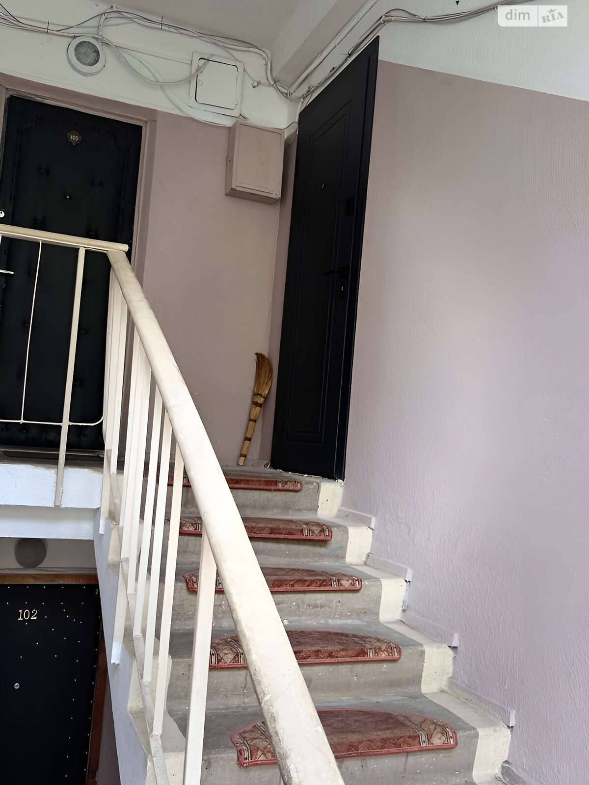 Продаж двокімнатної квартири в Києві, на вул. Романа Ратушного 41, фото 1 Продаж двокімнатної квартири в Києві, на вул. Романа Ратушного 41, фото 1