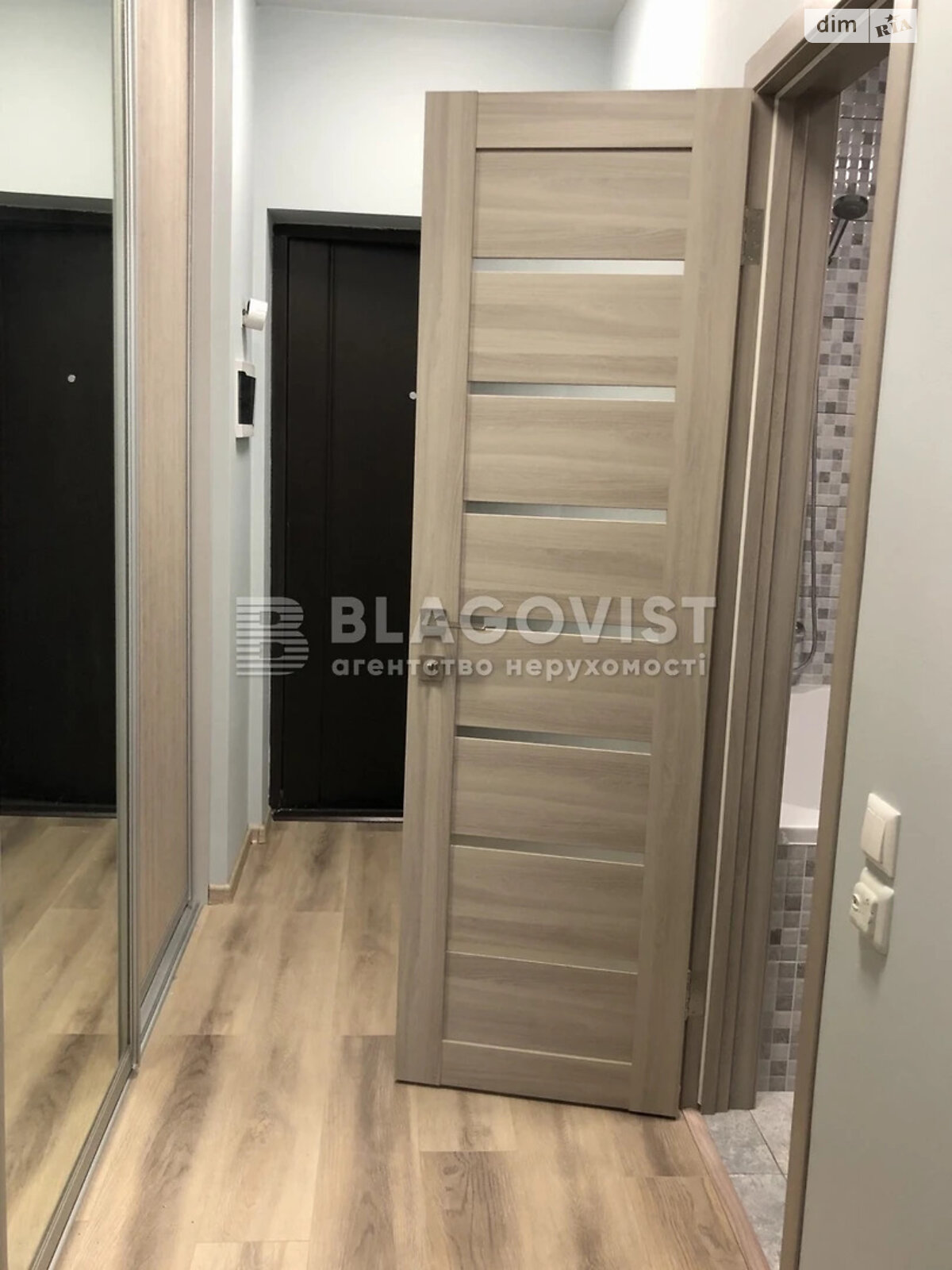 Продаж однокімнатної квартири в Києві, на вул. Ростиславська 5Б, фото 1 Продаж однокімнатної квартири в Києві, на вул. Ростиславська 5Б, фото 1