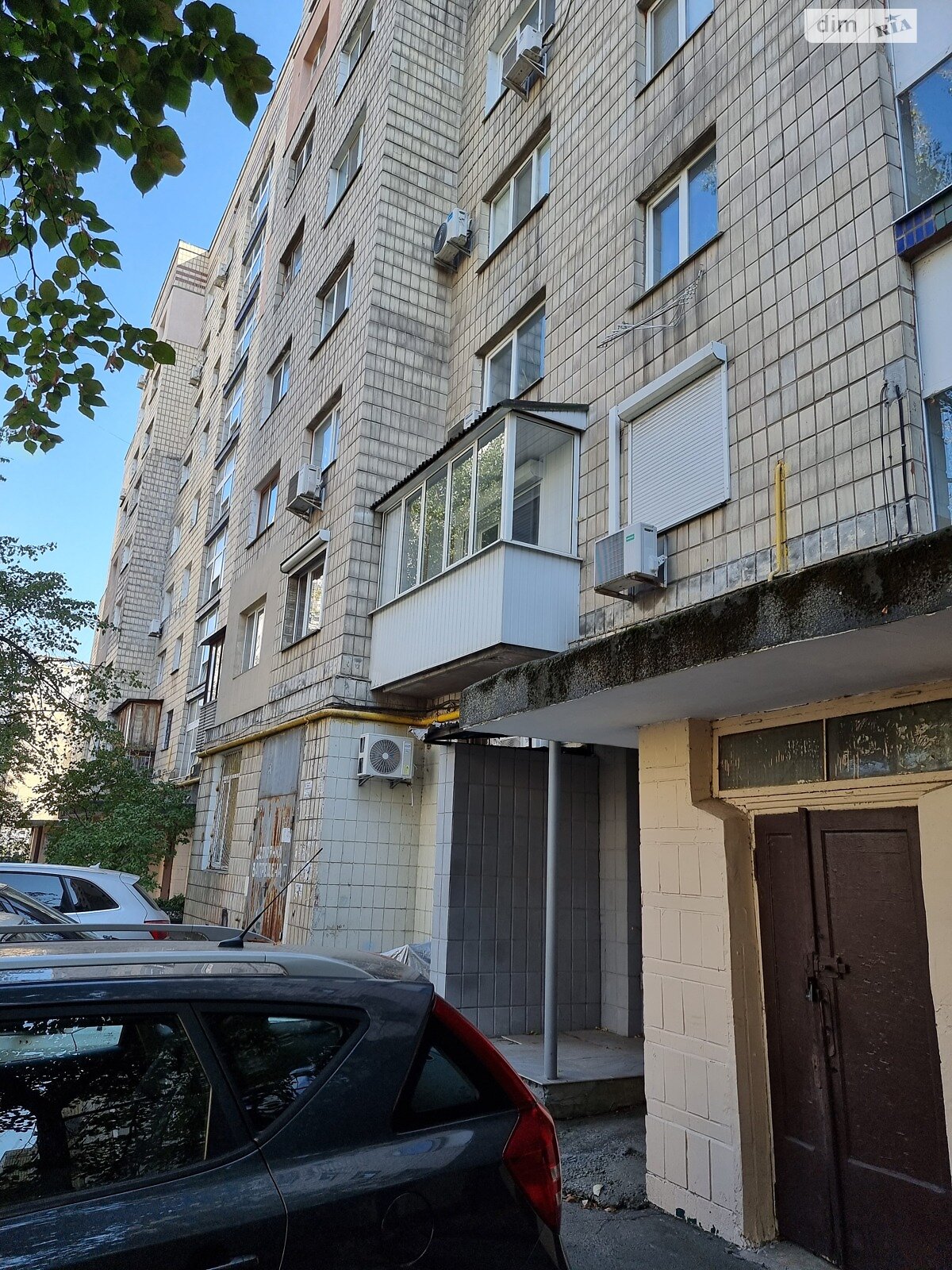 Продаж чотирикімнатної квартири в Києві, на вул. Ентузіастів 7, район Русанівка фото 1 Продаж чотирикімнатної квартири в Києві, на вул. Ентузіастів 7, район Русанівка фото 1